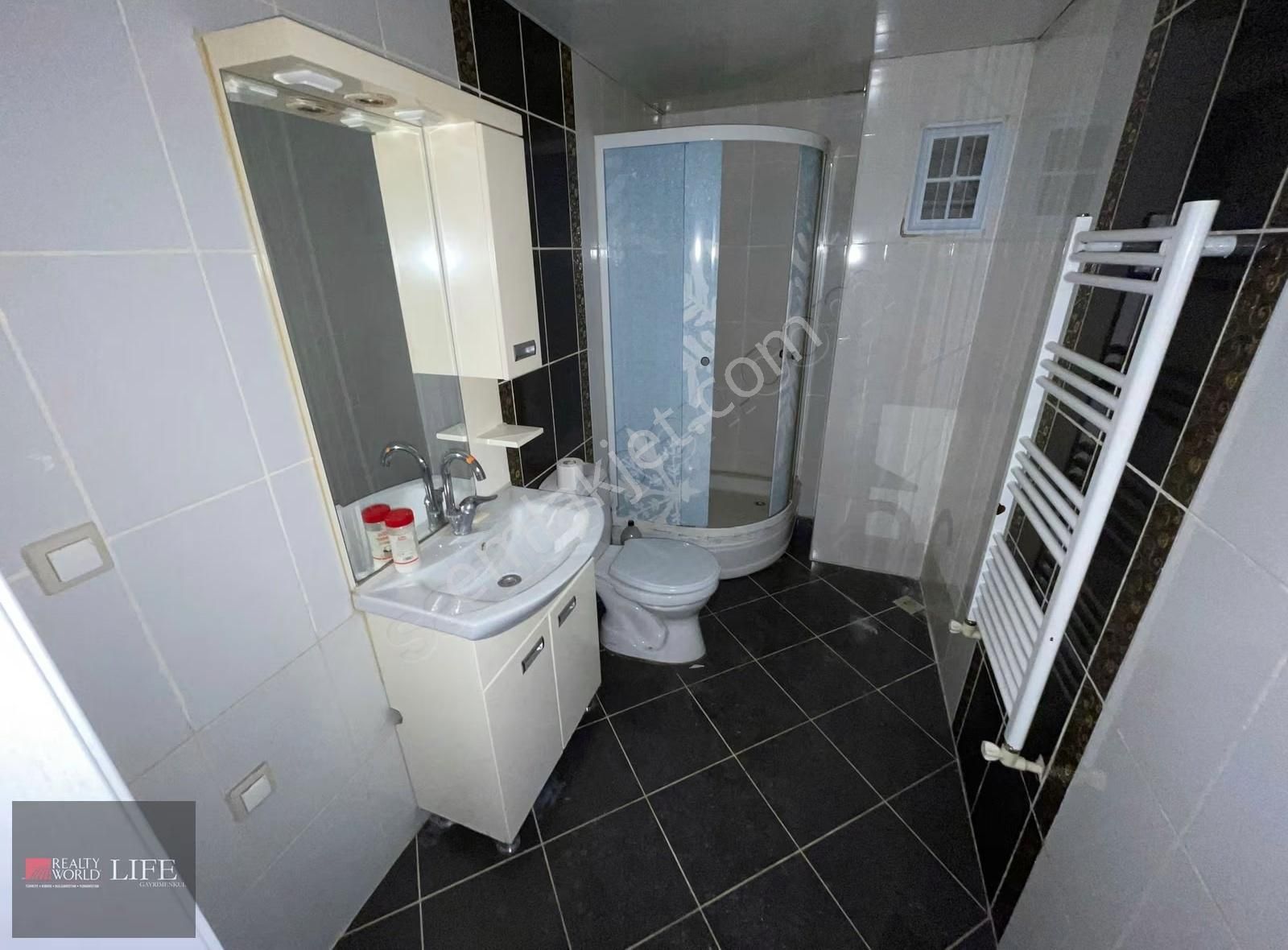 Rw Lıfe// Fatih Mah Gaffar Okkan Cd. Yakını Kiralık 2+1 Daire - Görsel 12