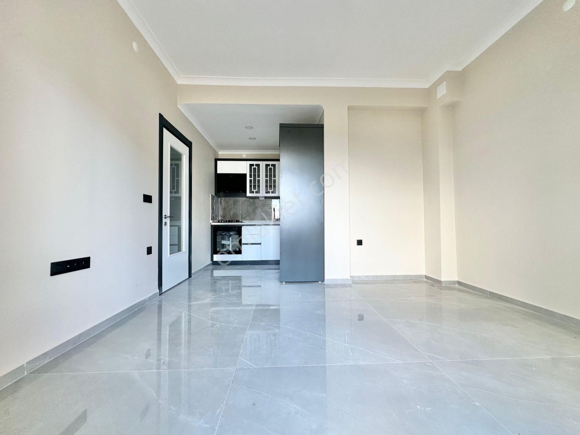 ꧁ay Emlaktan꧂akçay'da Ön Cephe Yerden Isıtmalı Çift Asansörlü Muhteşem Konumlu Satılık 1+1 Daire - Görsel 5