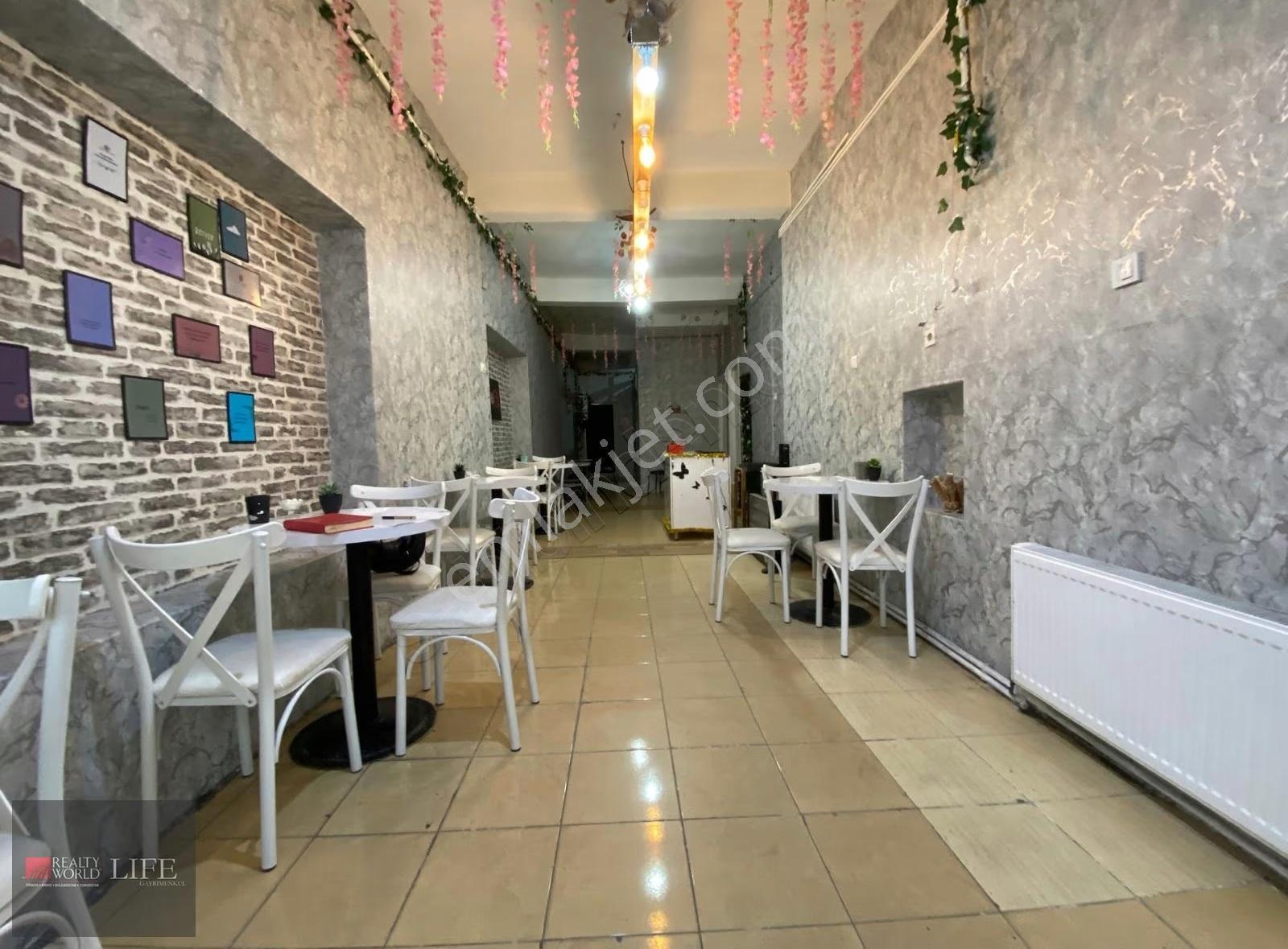 Arifiye Mah İnhisar Sokak 75 M2 Devren Kiralık Kafe
