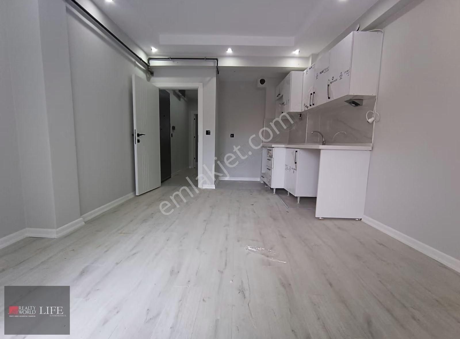 Rw Life // Şirintepe Mh.iletişim Kapısı Yakını Satılık 1+1 Daire - Görsel 15