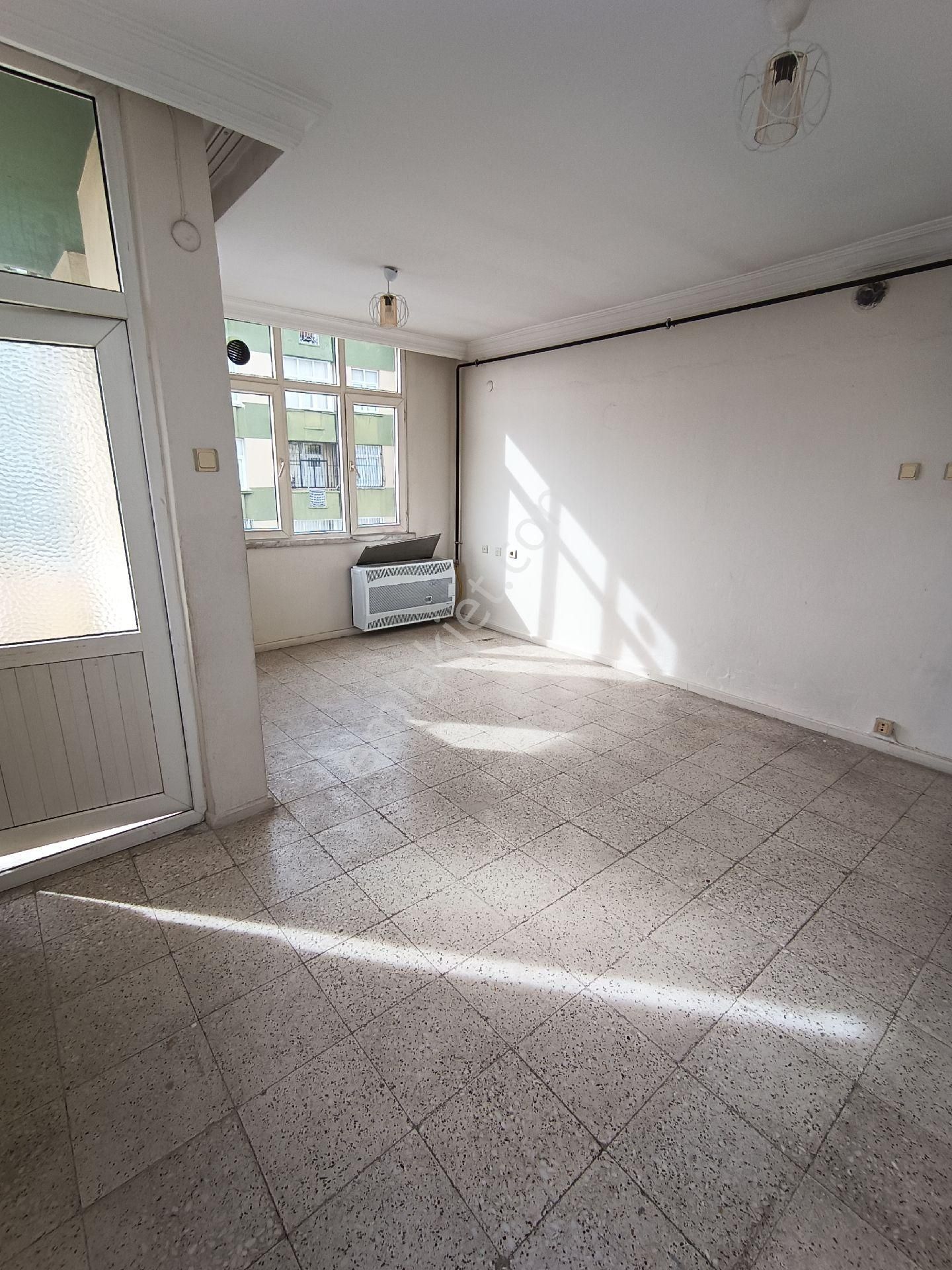 Bizim Emlak'tan Şehitishak Yüzüncüyılda 3+1 Doğalgaz Sobalı Klimalı Kiralık Daire - Görsel 7