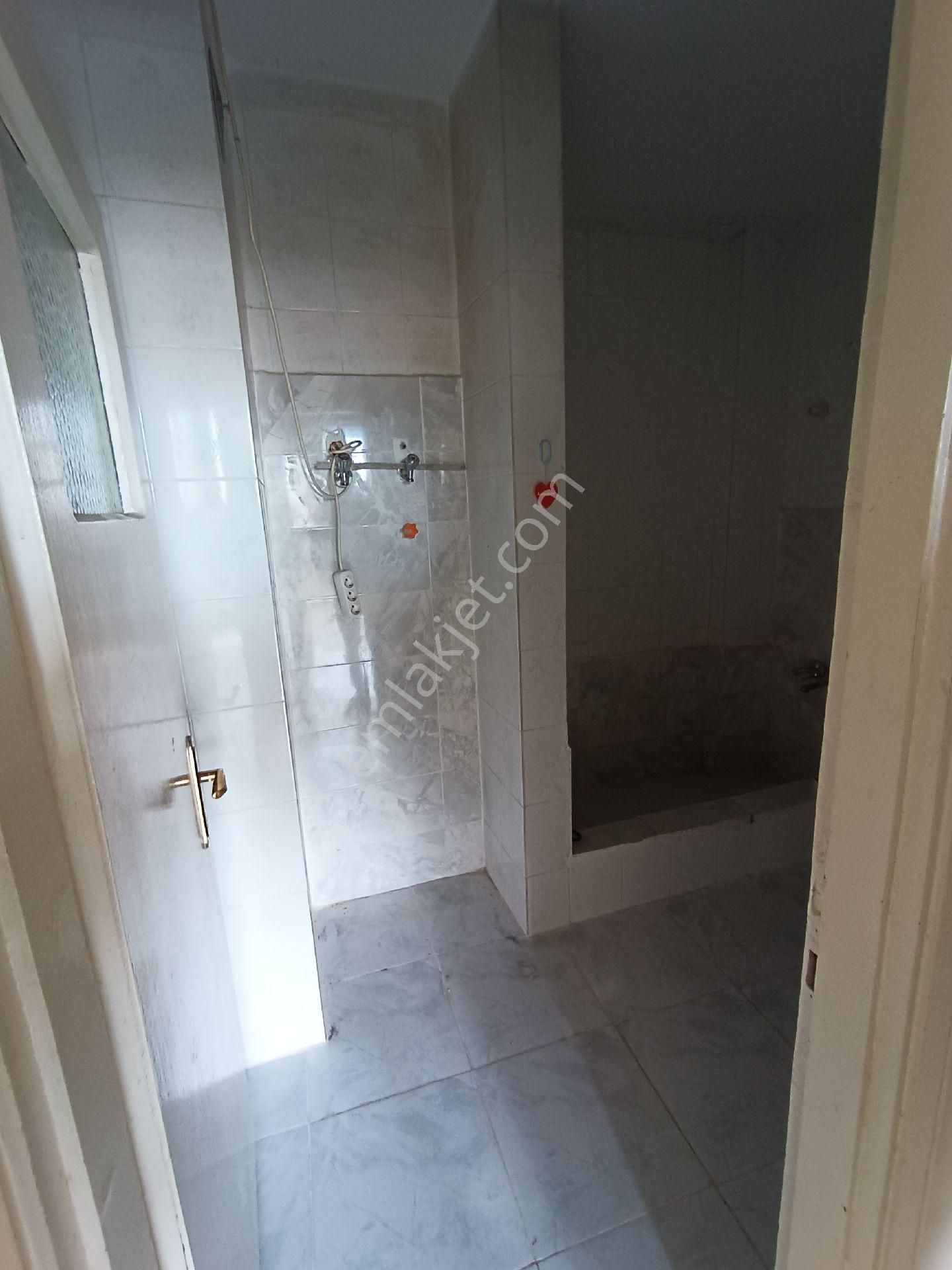 Bizim Emlak'tan Şehitishak Yüzüncüyılda 3+1 Doğalgaz Sobalı Klimalı Kiralık Daire - Görsel 11