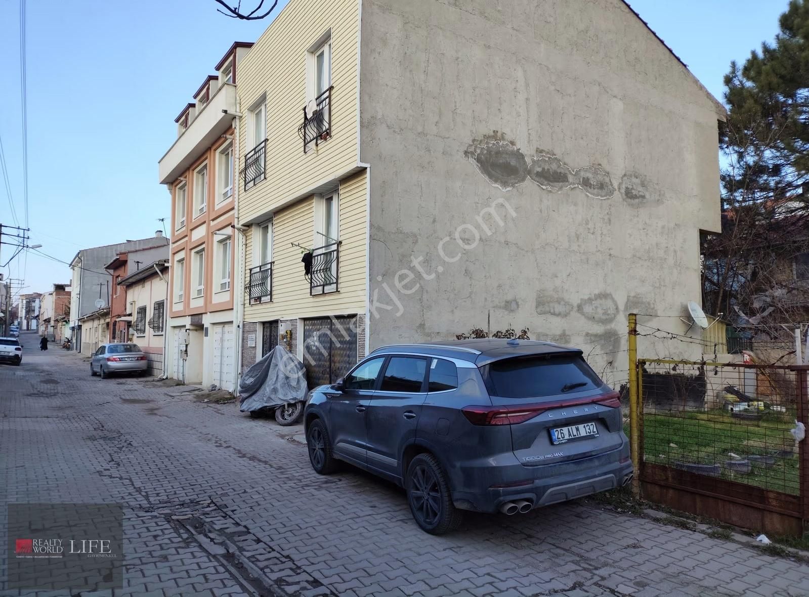 Rw Lıfe // Anadolu Üni. Yakını Ayrı Mutfaklı Satılık 2+0 Daire - Görsel 3