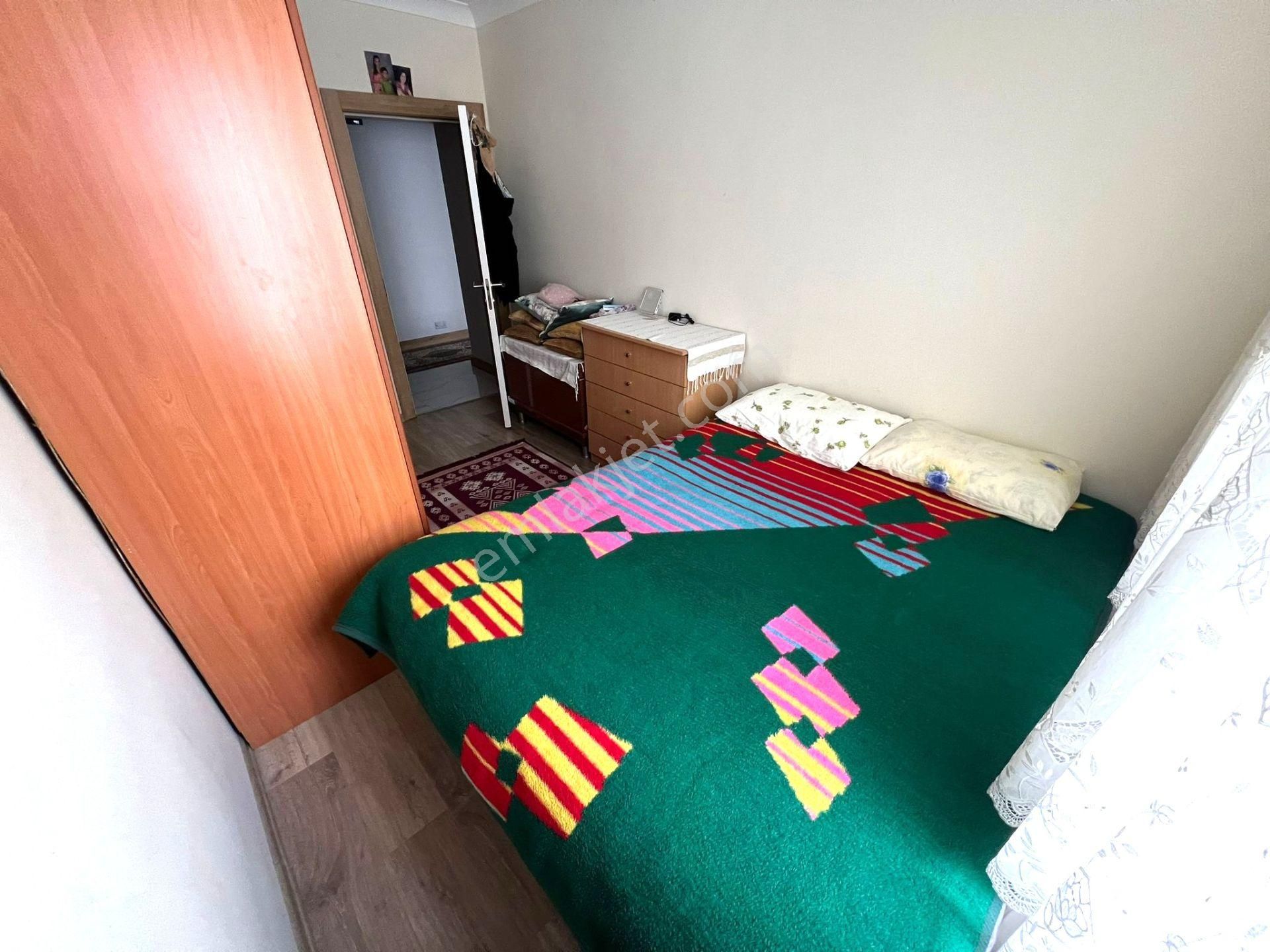 Yiğit'ten Altınkumda 2+1 Ebeveyn Banyolu Cam Balkonlu Ara Kat - Görsel 33