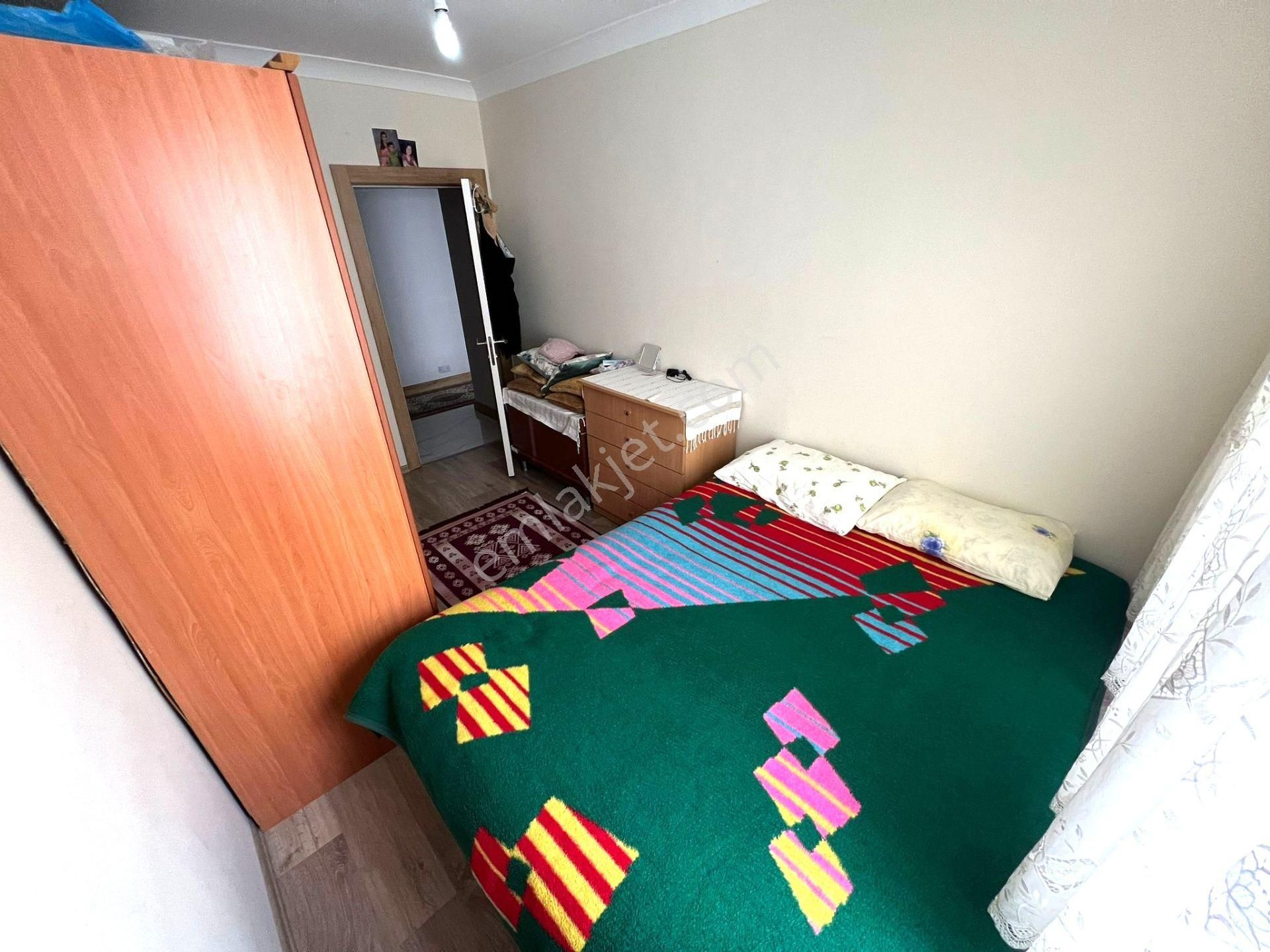 Yiğit'ten Altınkumda 2+1 Ebeveyn Banyolu Cam Balkonlu Ara Kat - Görsel 32