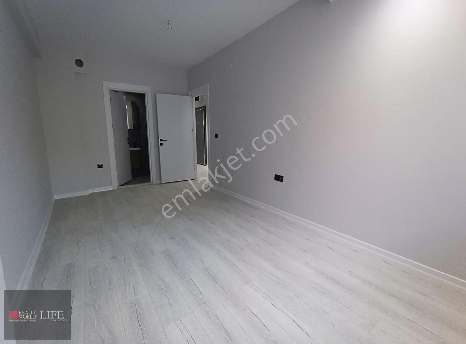 Rw Lıfe // Işıklar Mah.kırım Cad.dibi Satılık 2+1 Lüks Daire - Görsel 21