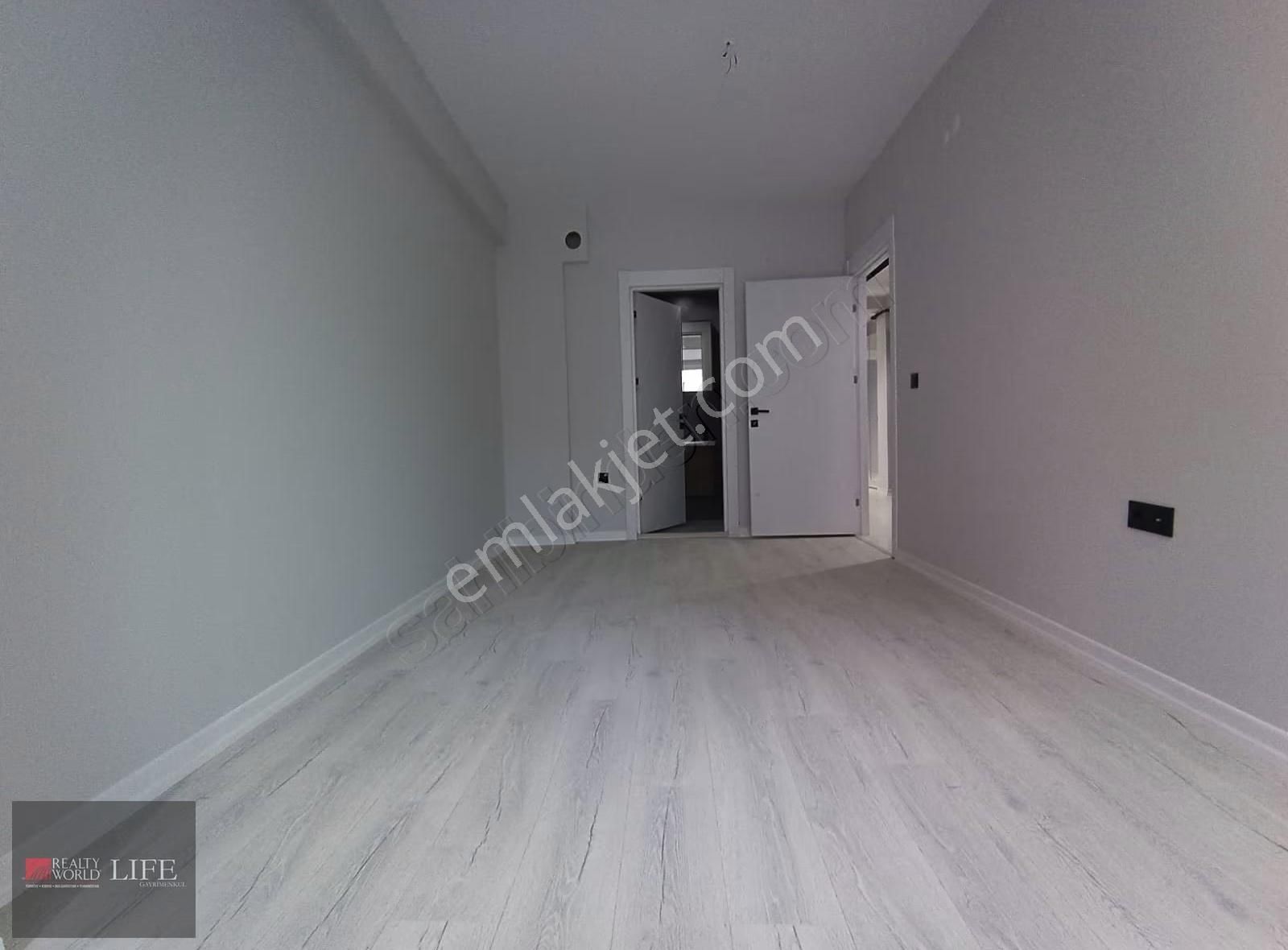 Rw Lıfe // Işıklar Mah.kırım Cad.dibi Satılık 2+1 Lüks Daire - Görsel 9