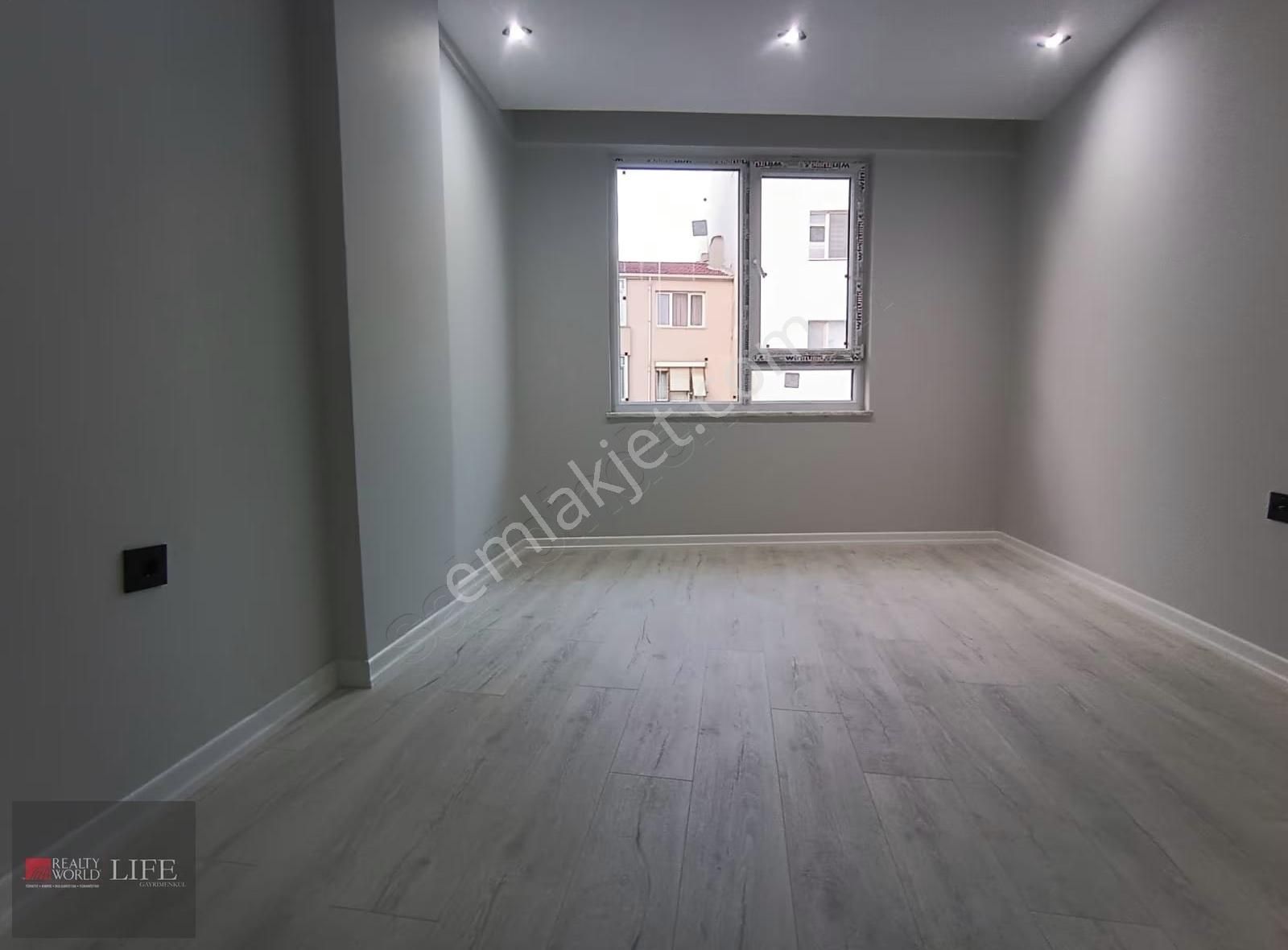 Rw Lıfe // Işıklar Mah.kırım Cad.dibi Satılık 2+1 Lüks Daire - Görsel 4