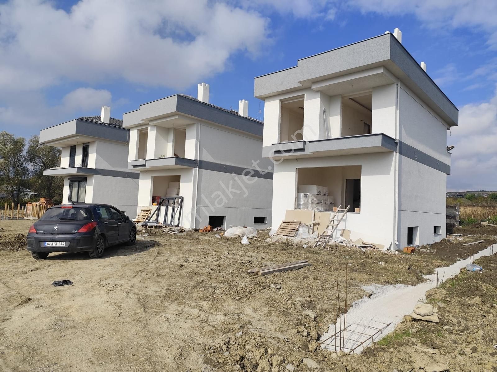 Mahir Emlak' Tan Silivri Ortaköy' De Havuzlu Villalar - Görsel 10