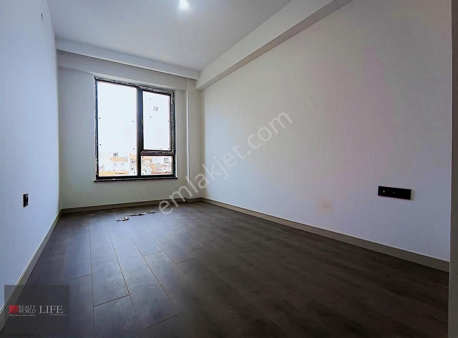 Rw Lıfe // Şirintepe Mah.bursa Cad.yakını Satılık Lüks 2+1 Daire - Görsel 3