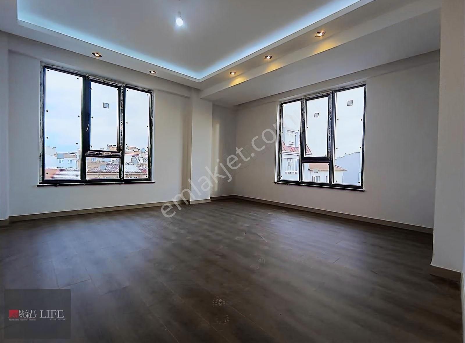 Rw Lıfe // Şirintepe Mah.bursa Cad.yakını Satılık Lüks 2+1 Daire - Görsel 24