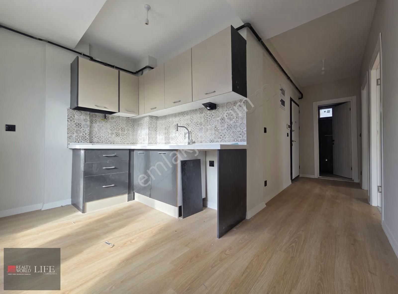 Rw Lıfe // Sümer Ayrı Mutfaklı Asansörlü 1+1 Kiralık Daire - Görsel 15