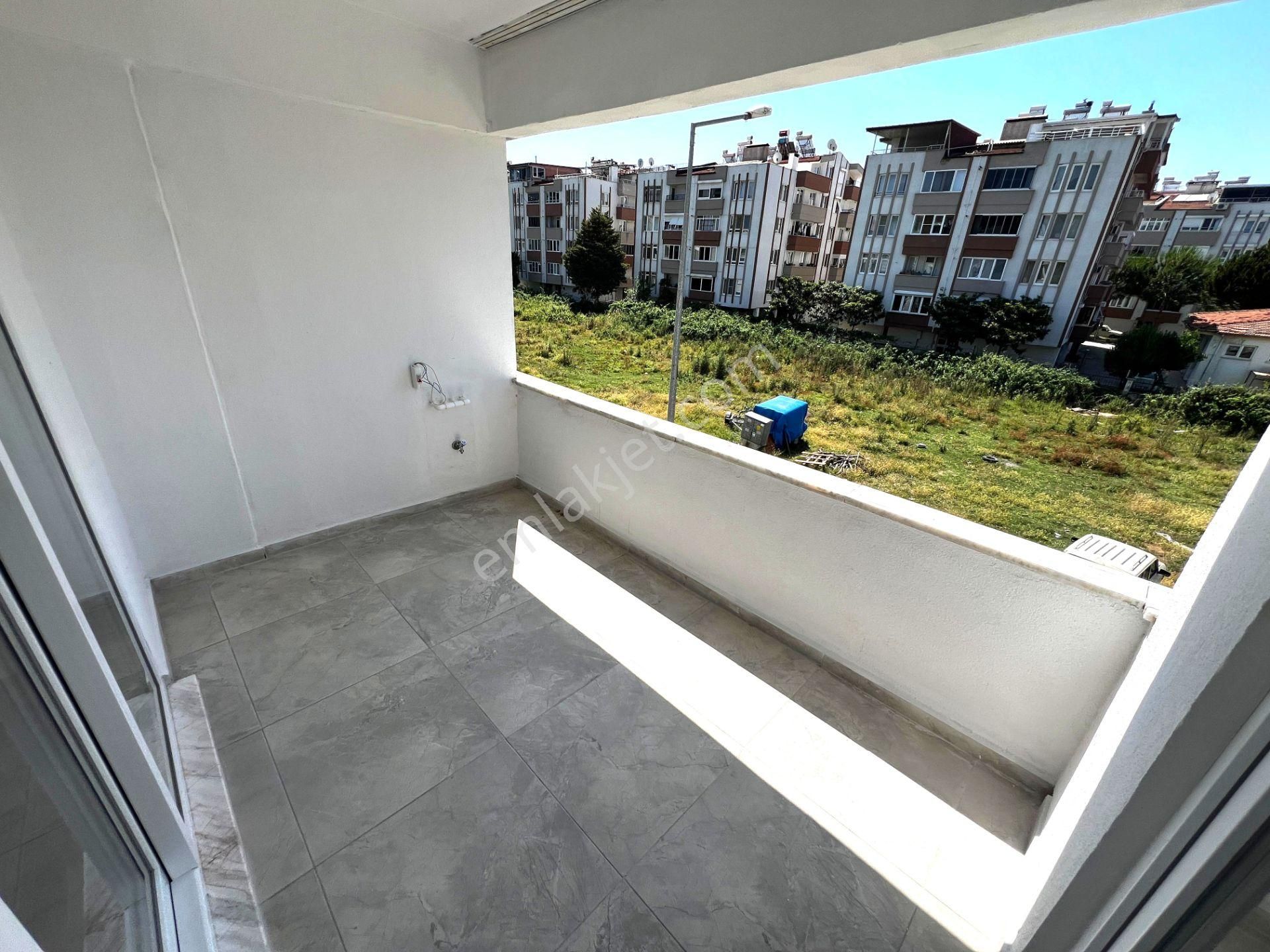 Yiğit'ten İkizçayda 3+1 Hamam Konseptli Ön Cephe Arakat Daire - Görsel 13