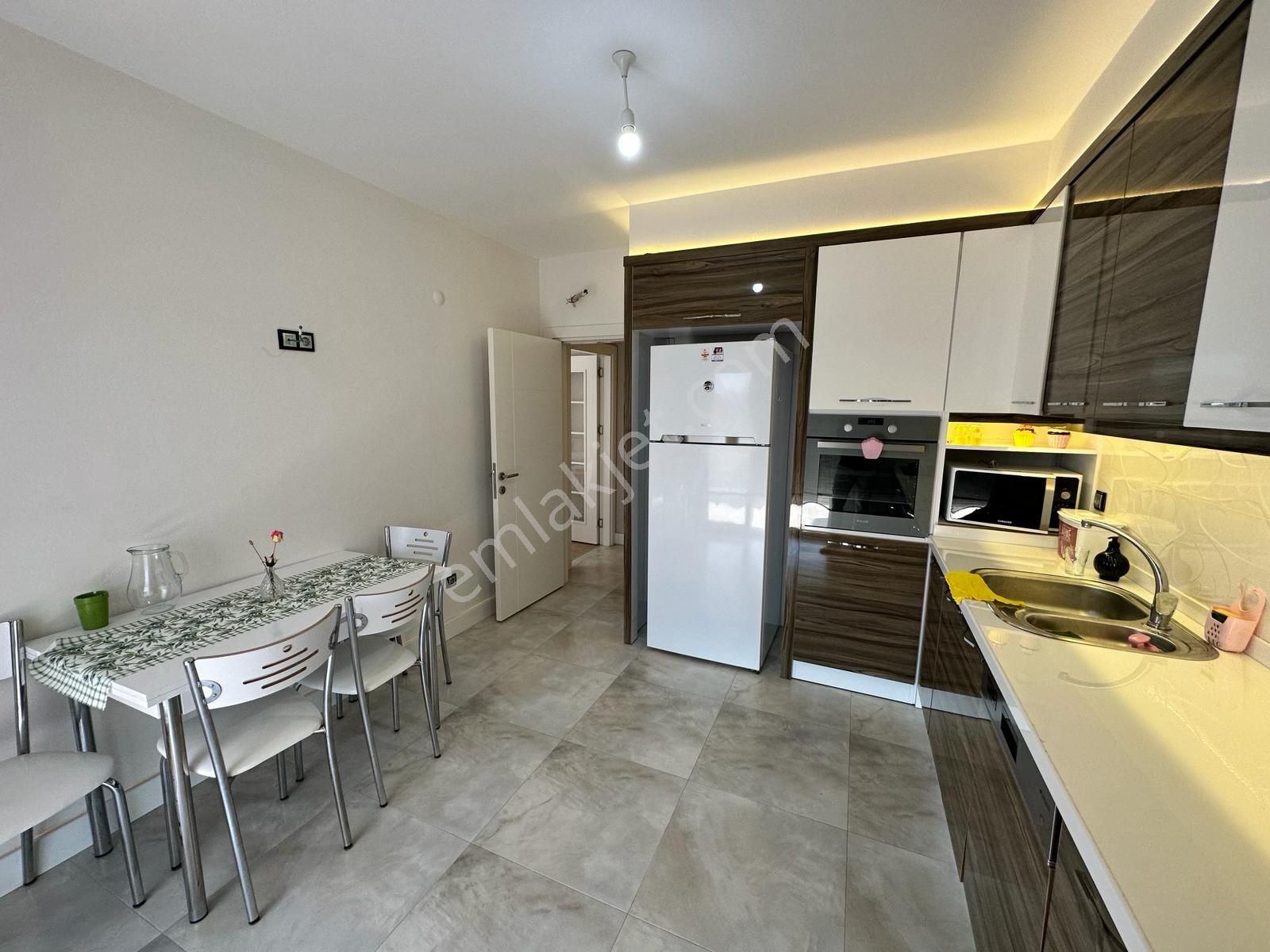 Rüyam Konaklarında Full Eşyalı 3+1 Daire - Görsel 6