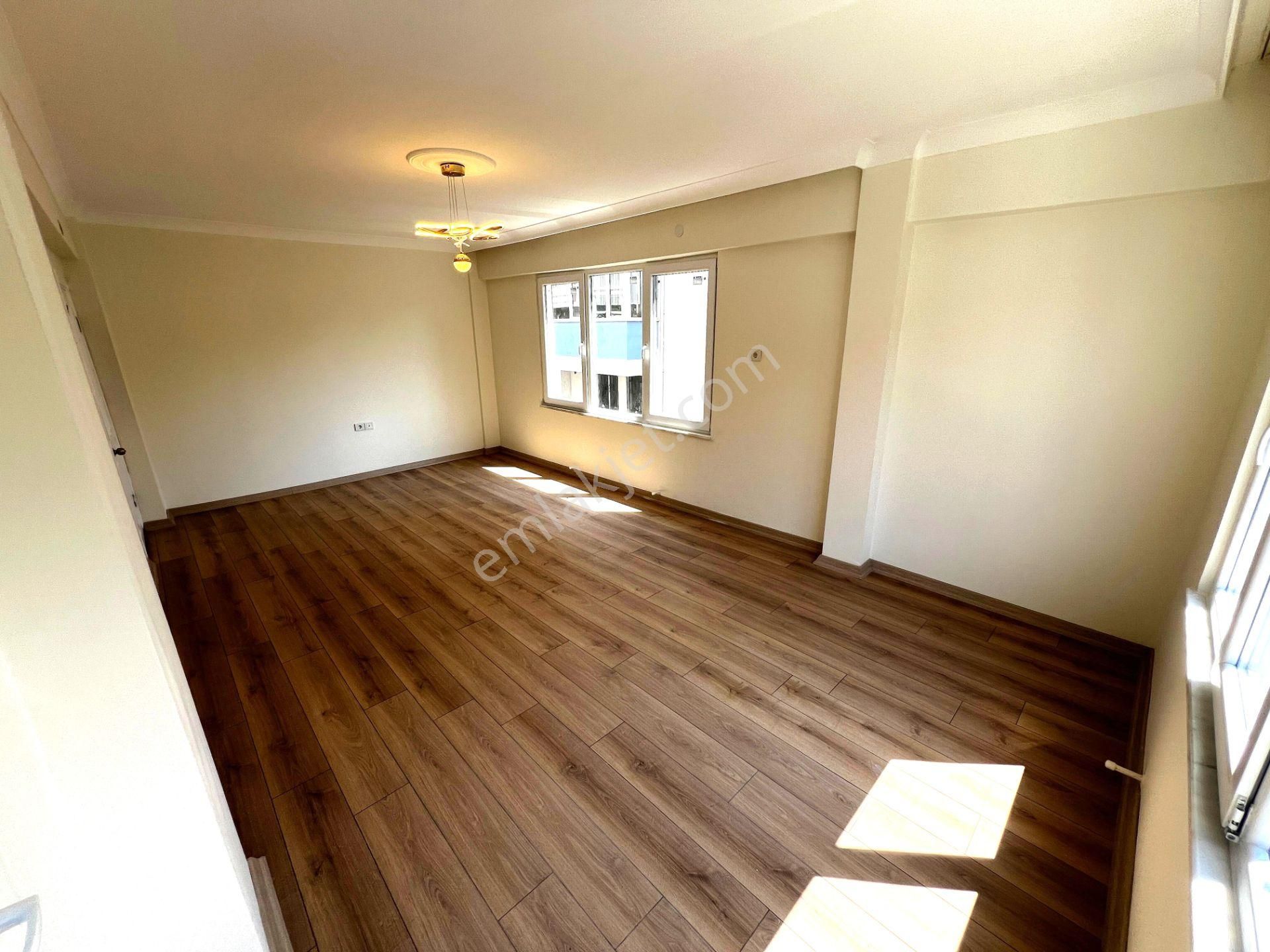 Yiğit'ten Yenimahallede Denize 50 Mt Ön Cephe Lüks 3+1 Daire - Görsel 10