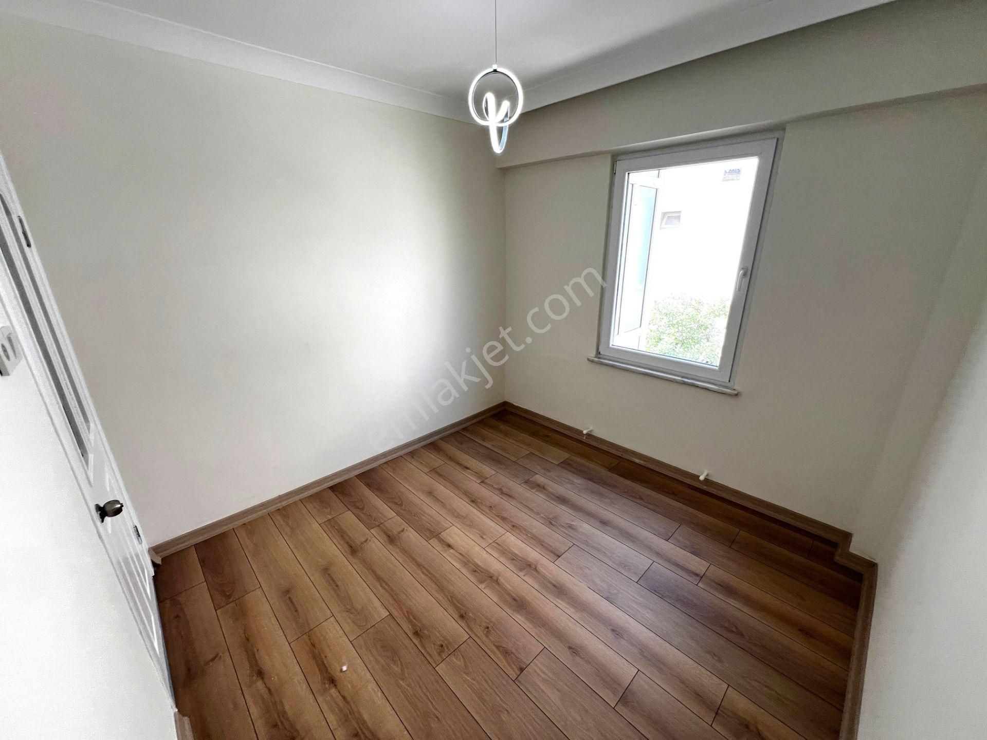 Yiğit'ten Yenimahallede Denize 50 Mt Ön Cephe Lüks 3+1 Daire - Görsel 21