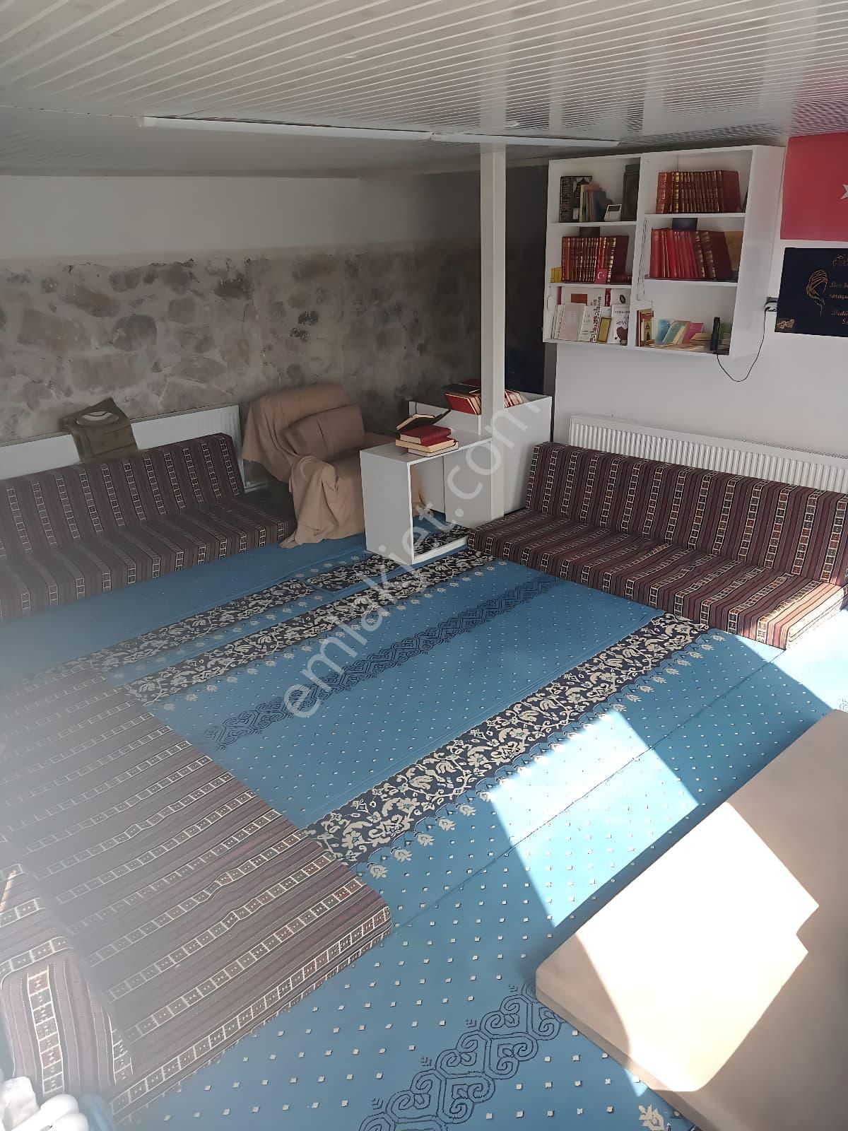 Burdur Merkez Kavacık'ta Doğa İçinde Tam Müstakil Villa + Bahçe - Görsel 9