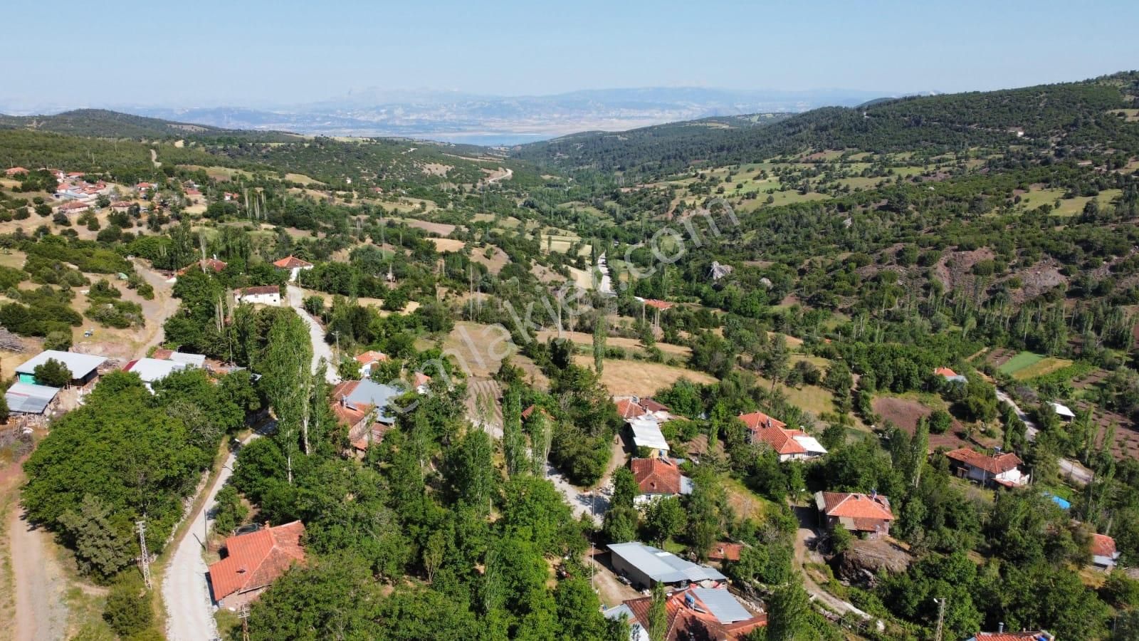 Burdur Merkez Kavacık'ta Doğa İçinde Tam Müstakil Villa + Bahçe - Görsel 5