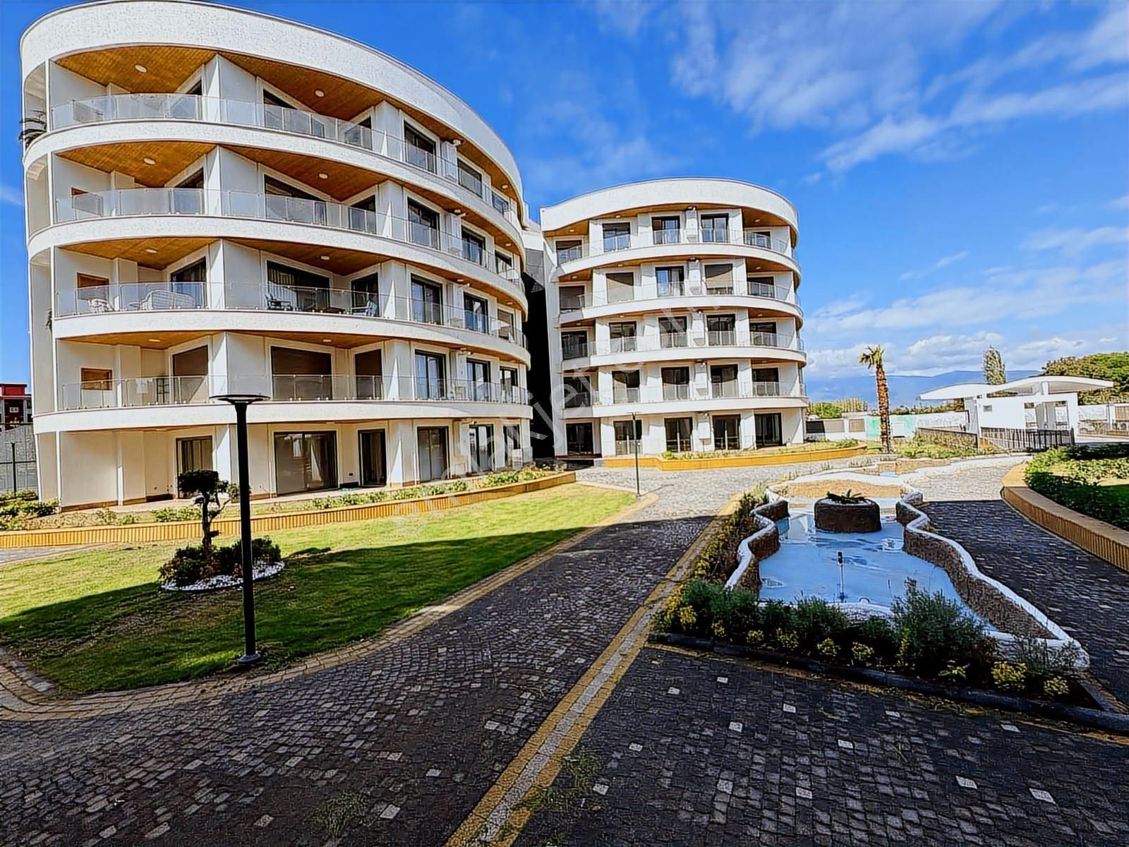 Gürsoy^dan Örende Ultralüks Sitede 3+1 Şahane Daire