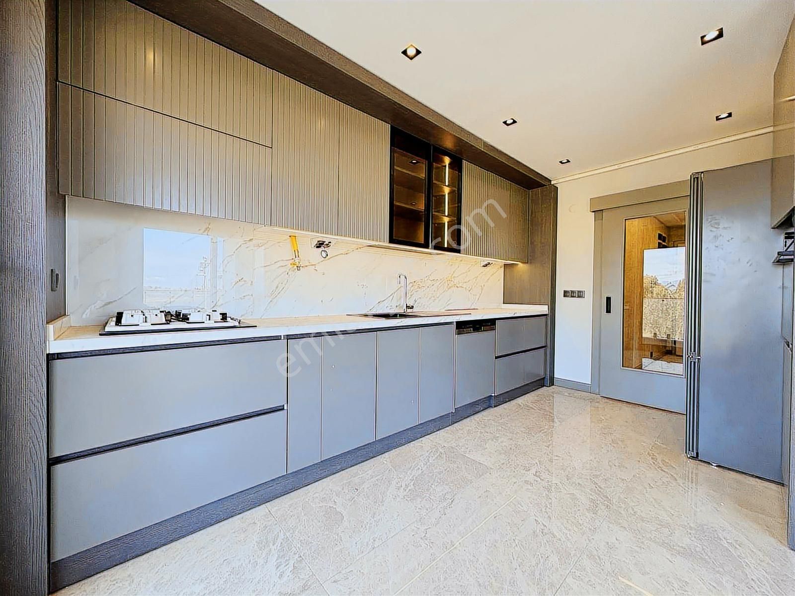 Gürsoy^dan Örende Ultralüks Sitede 3+1 Şahane Daire - Görsel 17