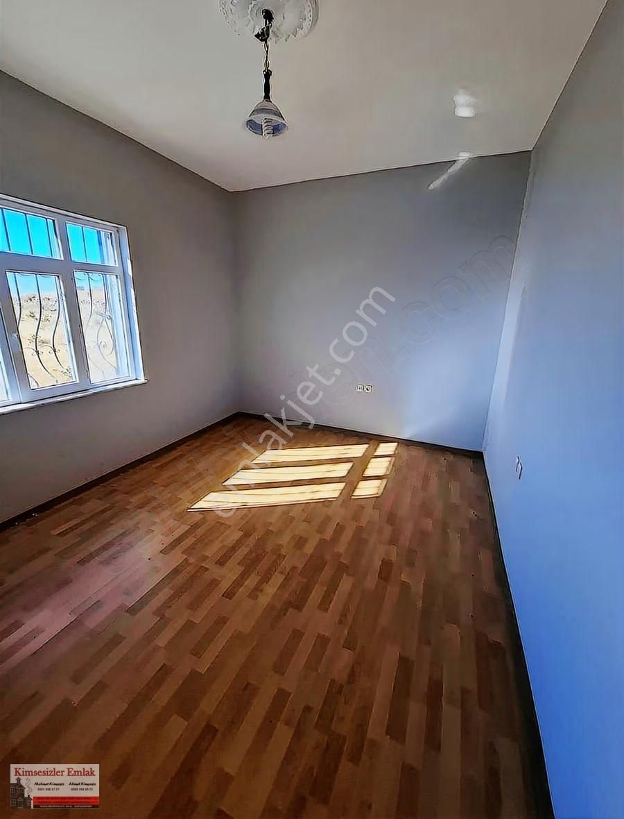 Doğayla İç İçe Şehirden Uzakta 3 Katlı 1613m2 Arsalı Evli Bağ - Görsel 12