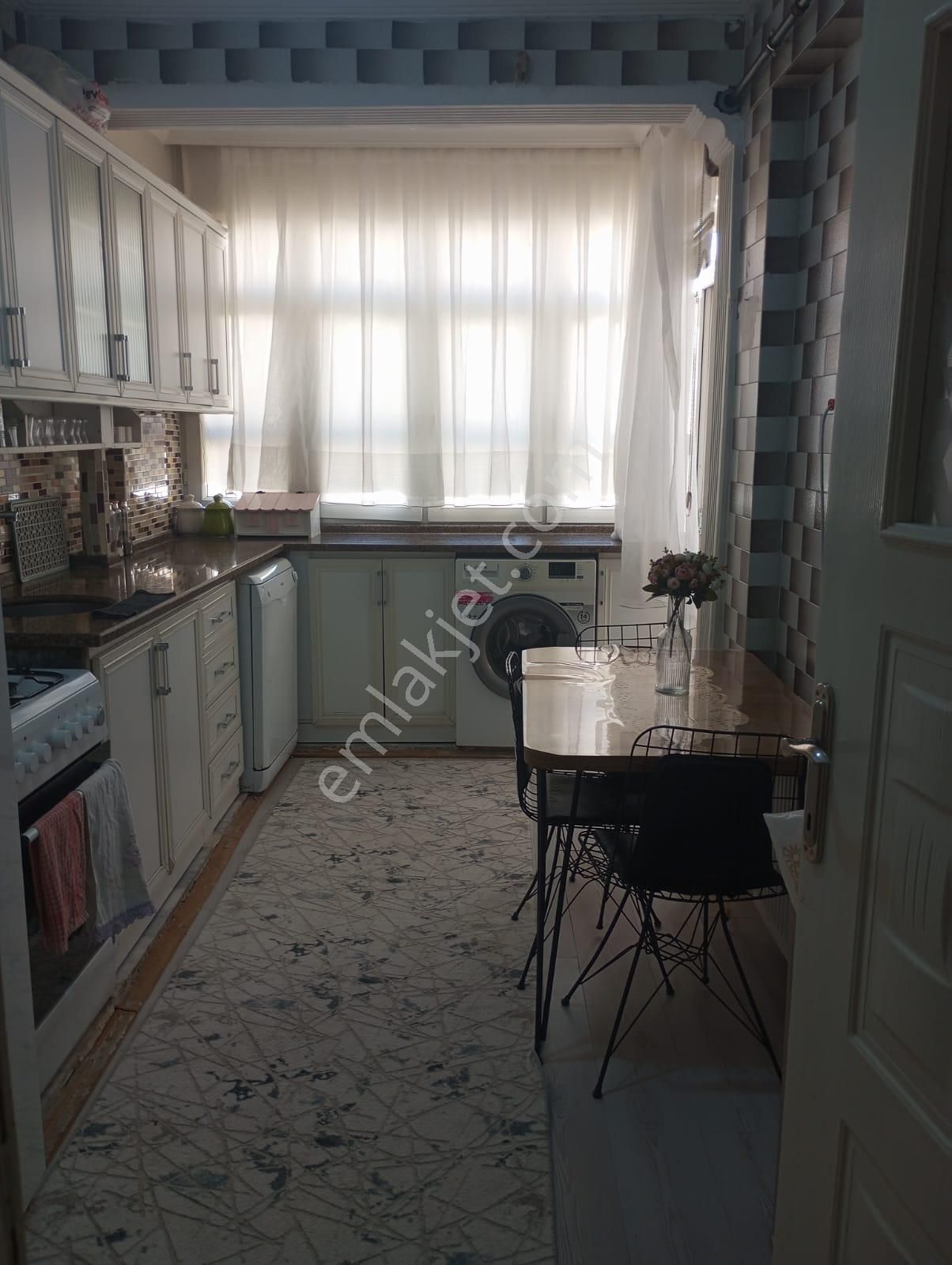 Babacandan Selahaddin Eyyübide Doğalgazlı-parkeli 2+1 Daire - Görsel 7