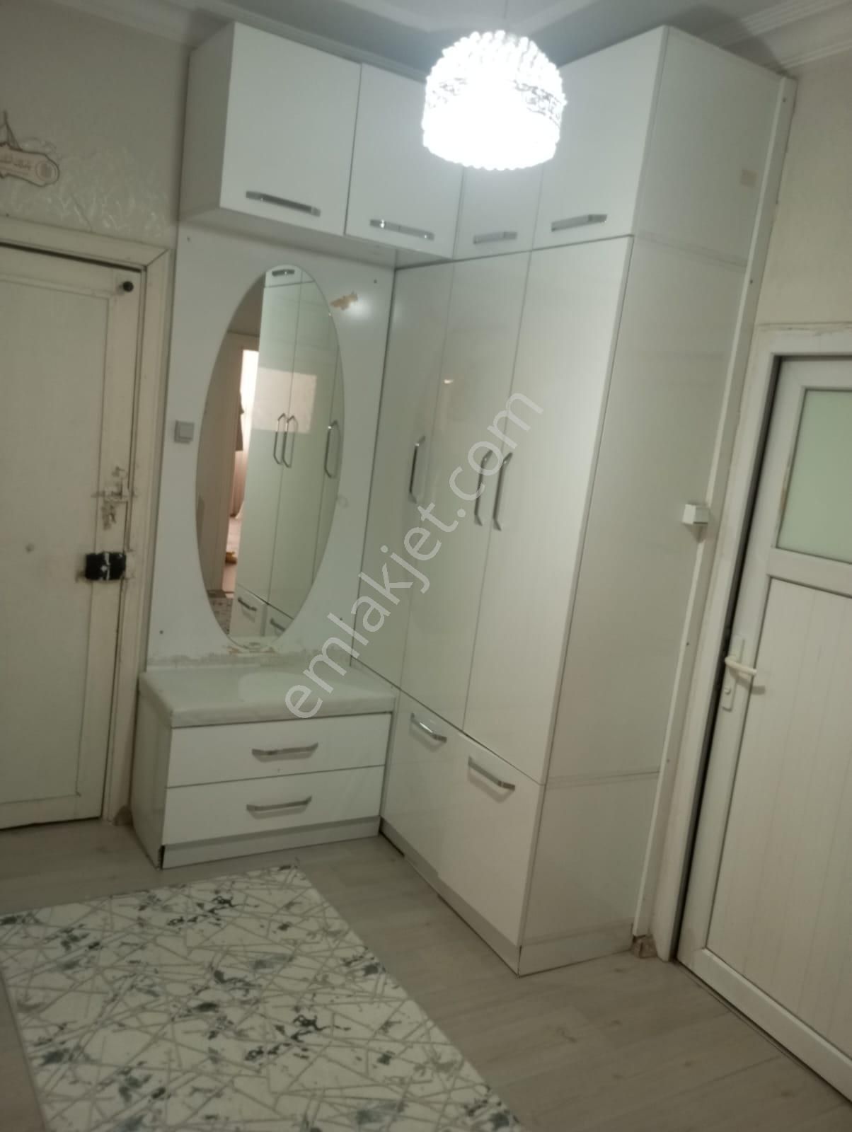 Babacandan Selahaddin Eyyübide Doğalgazlı-parkeli 2+1 Daire - Görsel 10