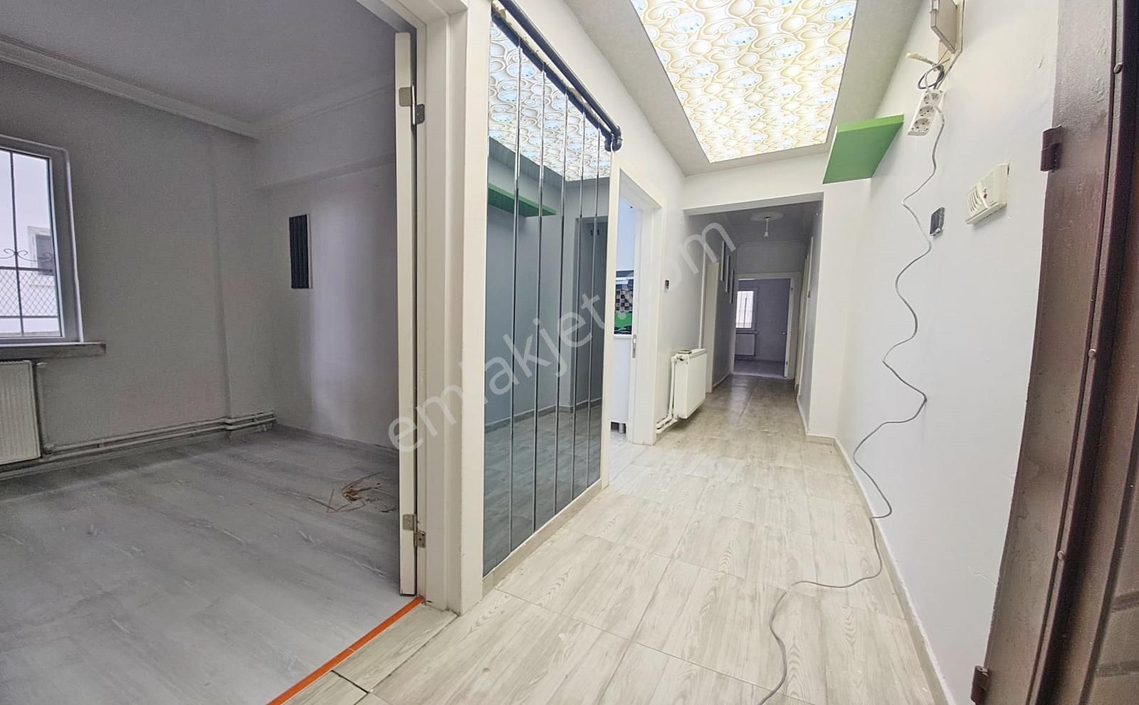 Karakaya'da Bağlum Caddesi Yakını 3+1 Full+full Yapılı Daire - Görsel 28