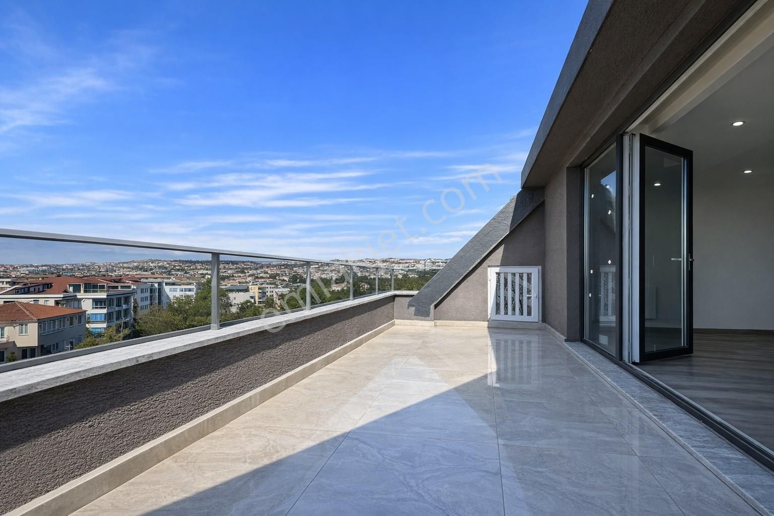 Güzel City'den Acil Satılık Modern Konseptli 3+1 Dubleks - Görsel 28