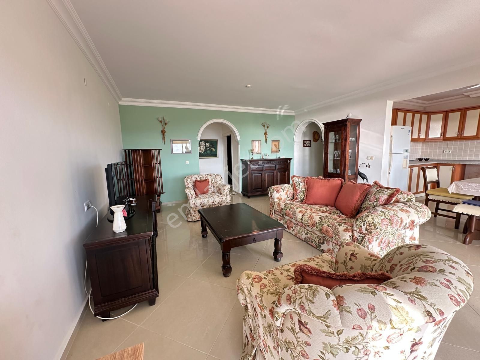 Full Deniz Manzaralı Site İçerisinde Villa - Görsel 28