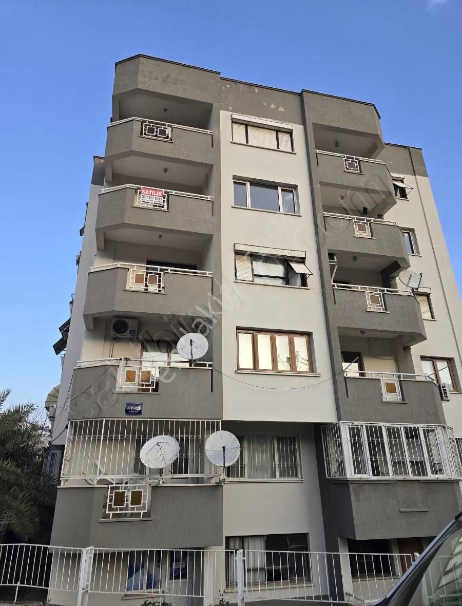 Tire Arslan Emlaktan Geniş Arakat Doğalgazlı Satılık Daire