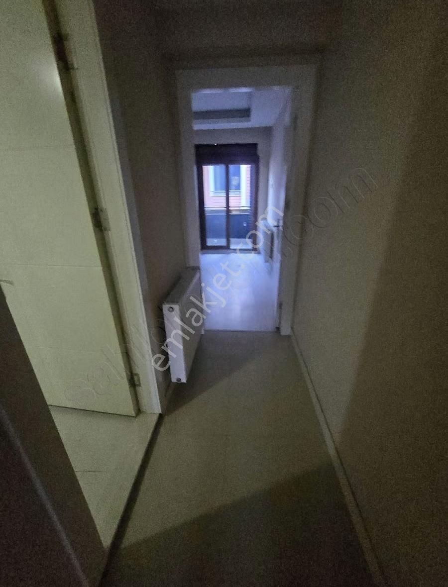 Tire Kurtuluş Mh.adliye Yakını Sıfır Gibi 1+1 Kiralık Daire - Görsel 4