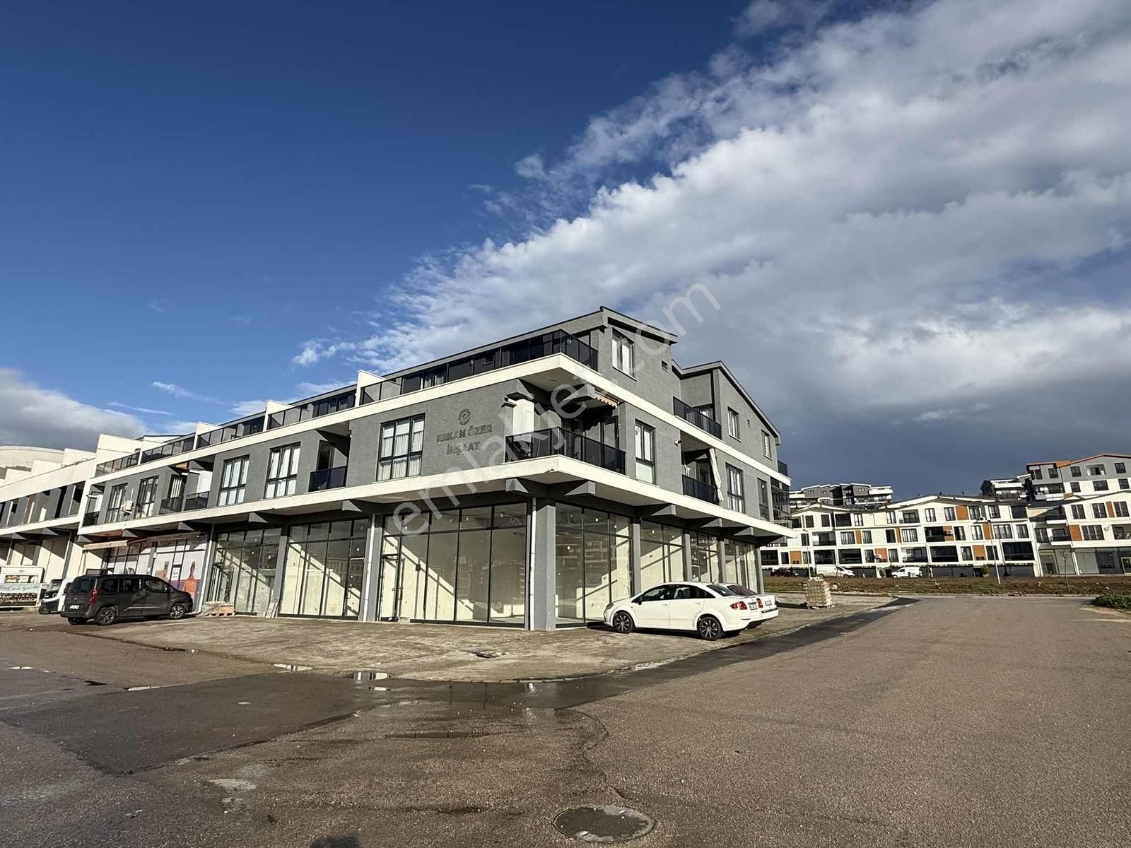 Dialog Altun'dan Güneştepede Eczaneye Uygun Kiralık İşyeri
