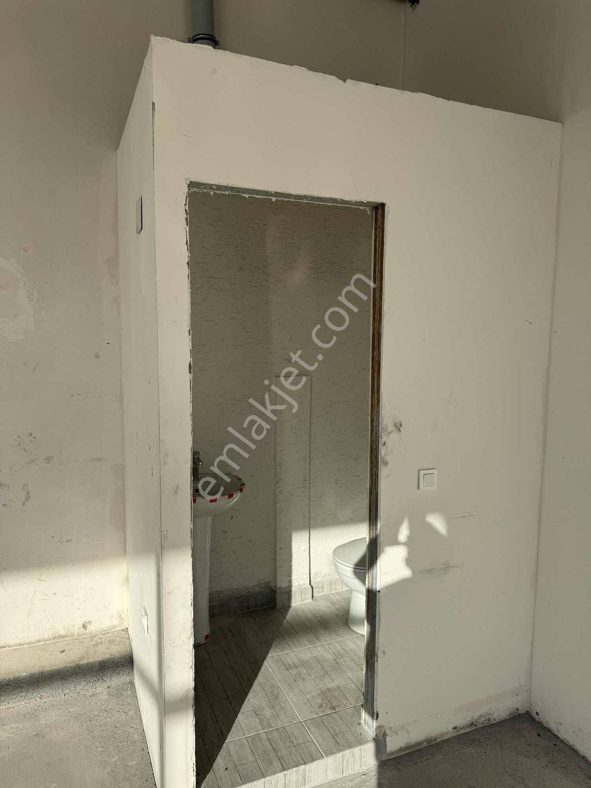 Dialog Altun'dan Güneştepede Eczaneye Uygun Kiralık İşyeri - Görsel 12