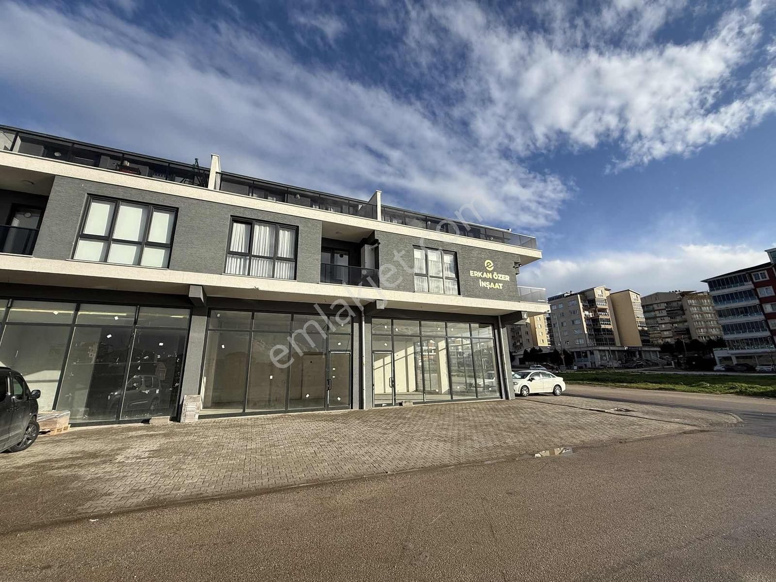 Dialog Altun'dan Güneştepede Eczaneye Uygun Kiralık İşyeri - Görsel 14