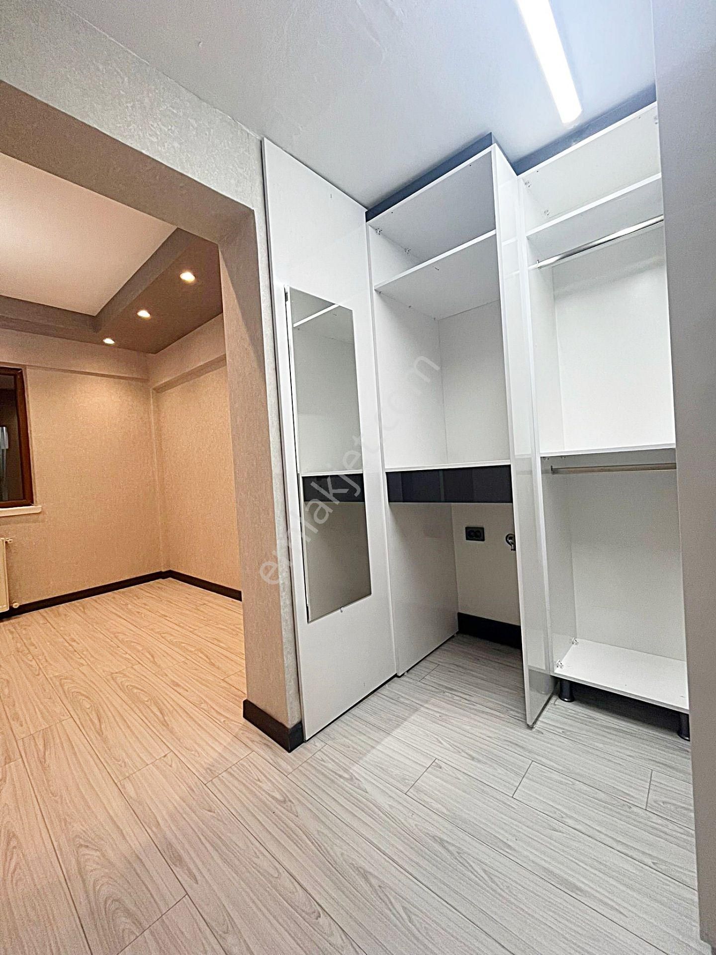 Keçiören Atapark Göbek'te 4+1 Katta Giyinme Odalı Full Yapılı - Görsel 13