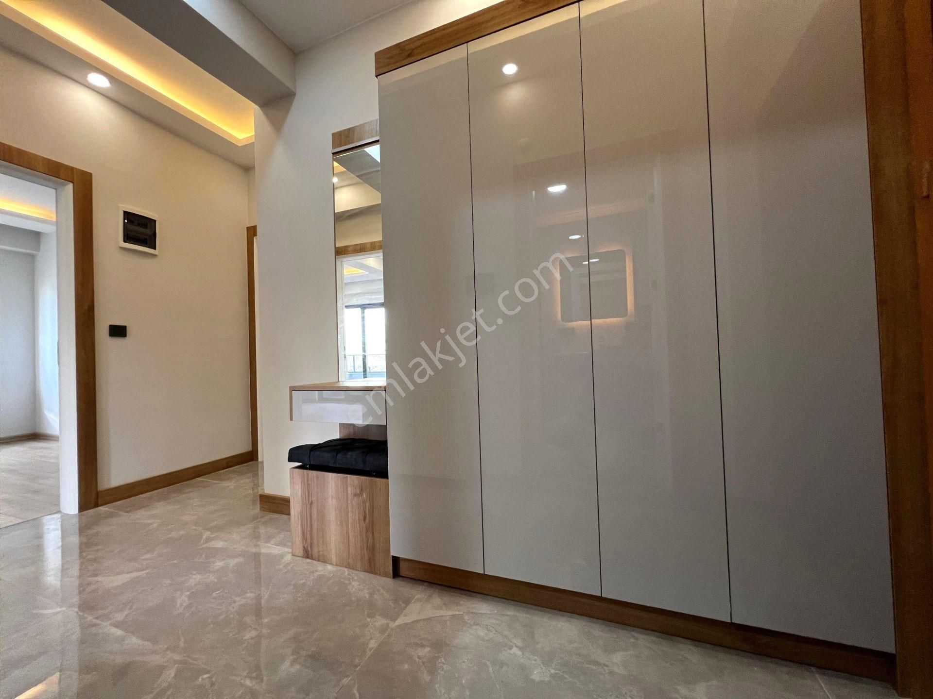 Yiğit'ten Ön Cephe Yüksek Giriş Ebeveyn Banyolu Sıfır 2+1 Daire - Görsel 35