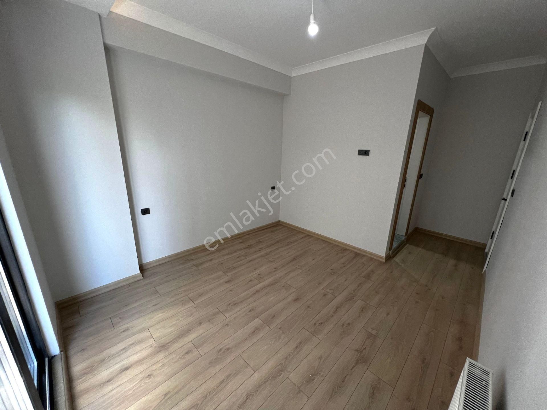 Yiğit'ten Ön Cephe Yüksek Giriş Ebeveyn Banyolu Sıfır 2+1 Daire - Görsel 22