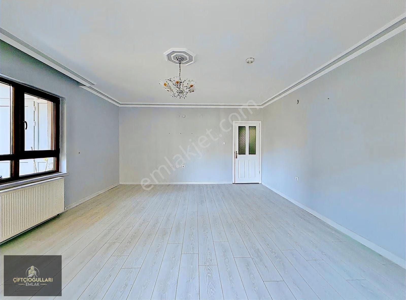 Çiftçioğullarından█hicret Camii Yakını Çift Banyolu Kilerli 4+1 - Görsel 8