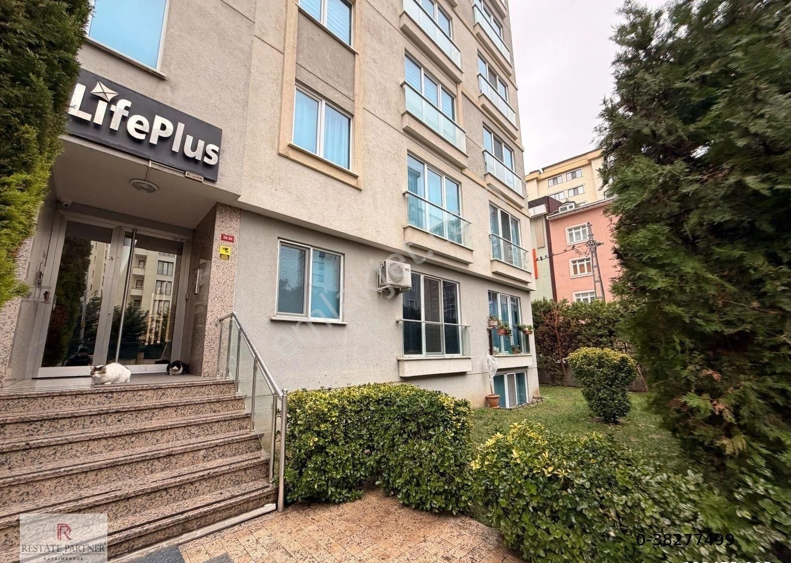 Şerifali Life Plus Sitesinde Büyük Tip 1+1 Kiralık Daire - Görsel 16