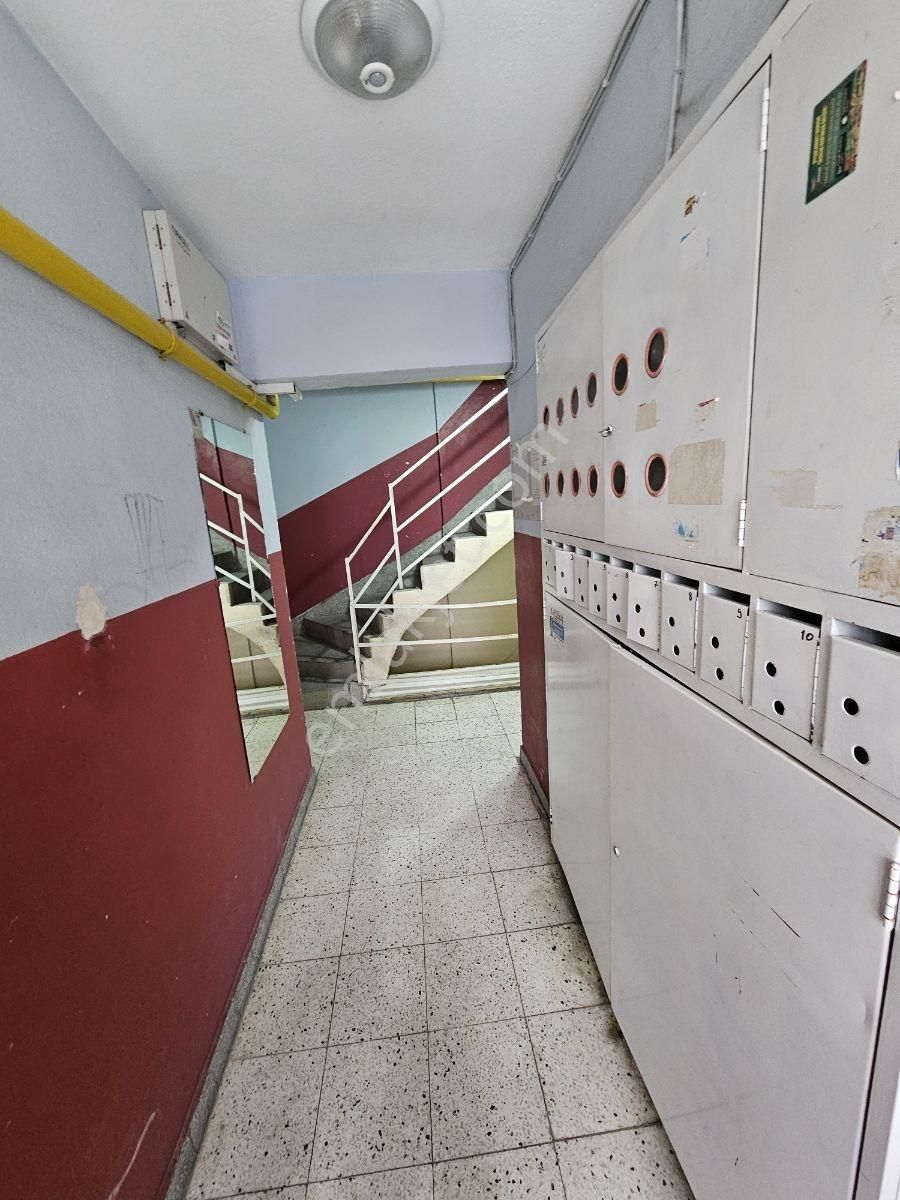 Uncubozköy Mh'de Satılık Fırsat Daire 3+1 Geniş - Görsel 3