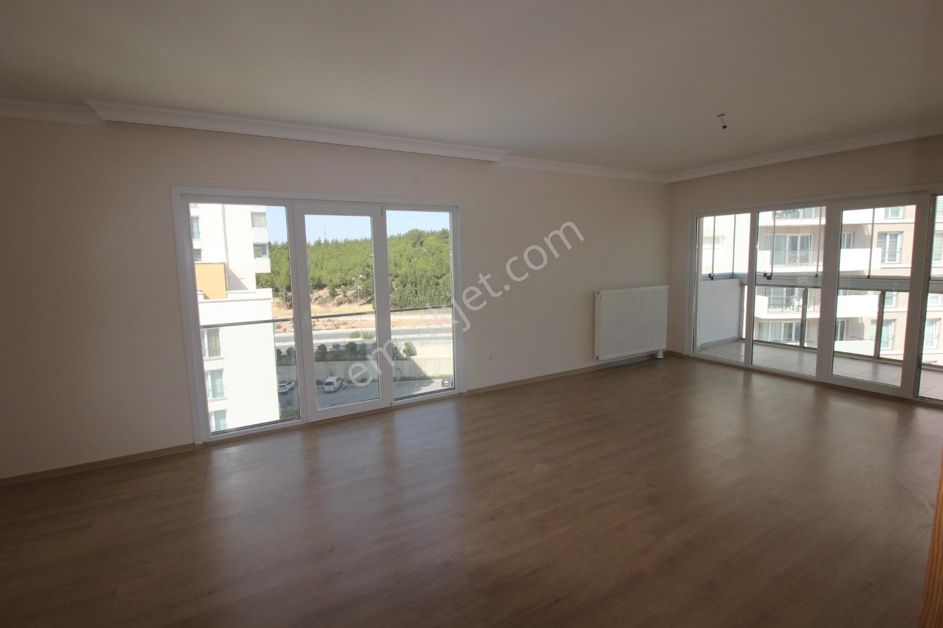 Oyak Buca 2.etap Kiralık 3+1 Daire Remax Model Küçükerol - Görsel 12