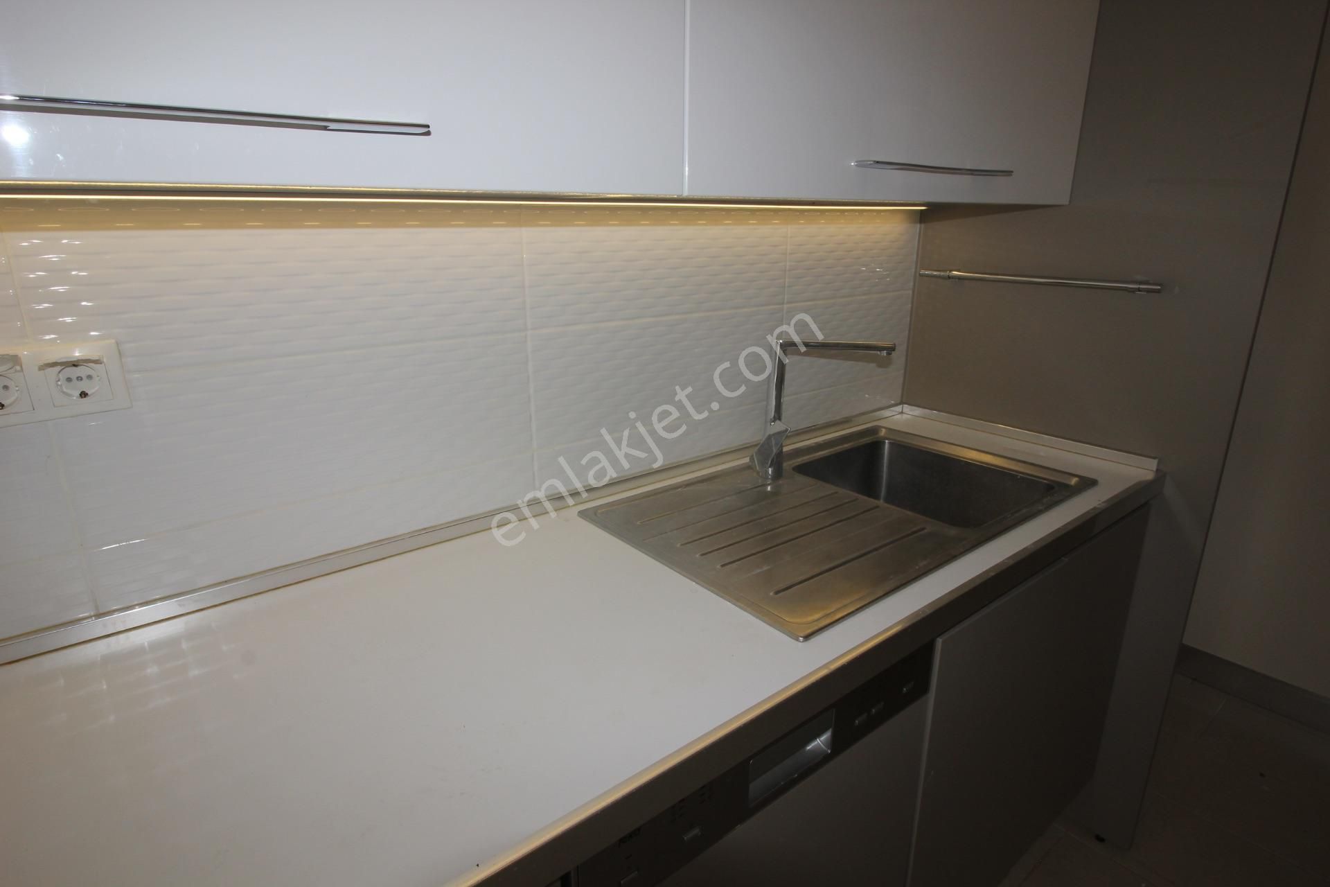 Oyak Buca 2.etap Kiralık 3+1 Daire Remax Model Küçükerol - Görsel 11