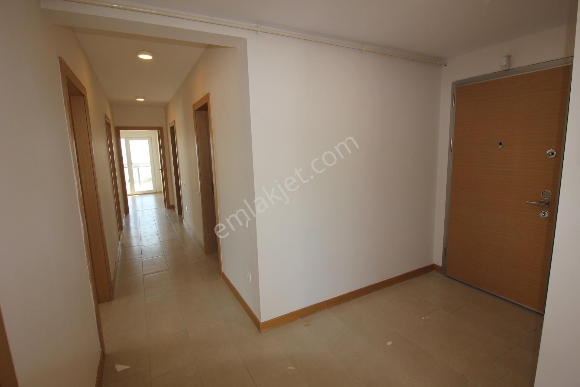 Oyak Buca 2.etap Kiralık 3+1 Daire Remax Model Küçükerol - Görsel 13