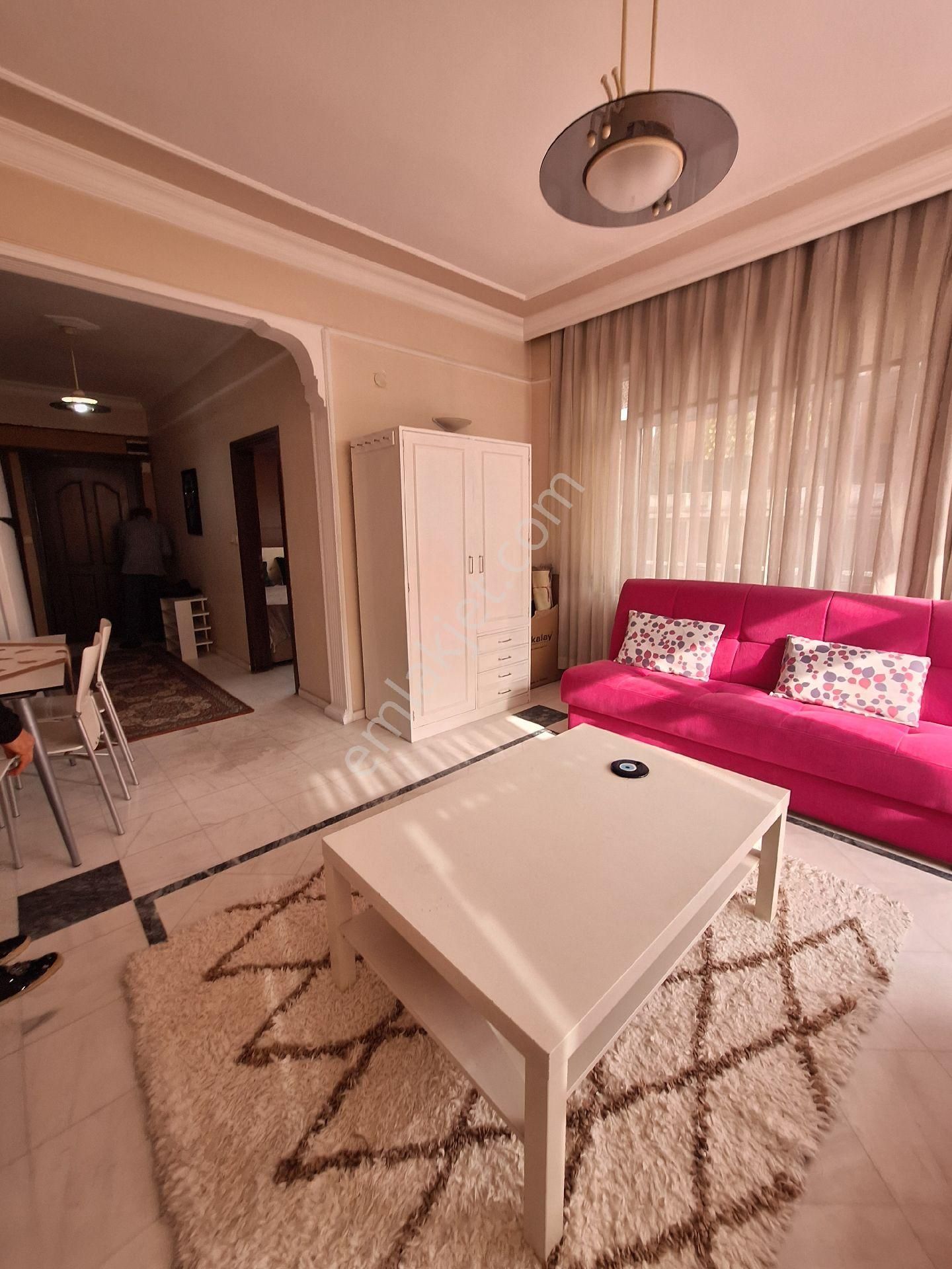 Sarıyer Büyükdere'de Kiralık Eşyalı Daire Bir Artı Bir Cadde Üzerinde - Görsel 5