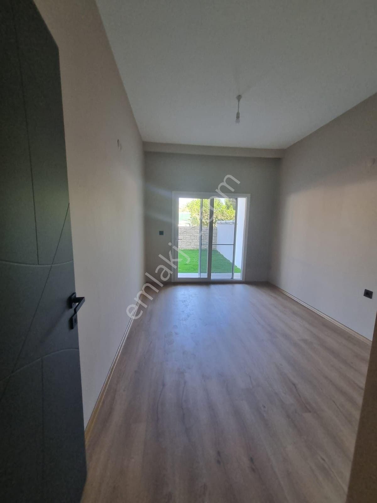 Güzelçamlı'da Bahçe Katı Sıfır 2+1 Daire - Görsel 11