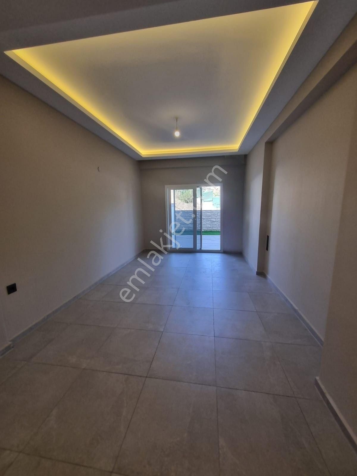 Güzelçamlı'da Bahçe Katı Sıfır 2+1 Daire - Görsel 10