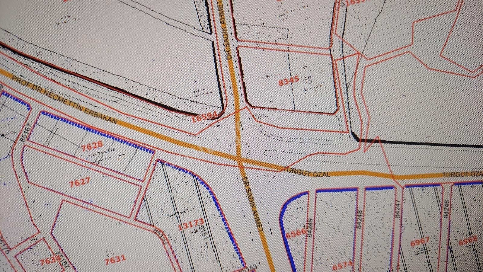 Adana Çukurova Kurttepe 200 M2 Satılık Mükemmel Konum Ve Fiyatta - Görsel 2