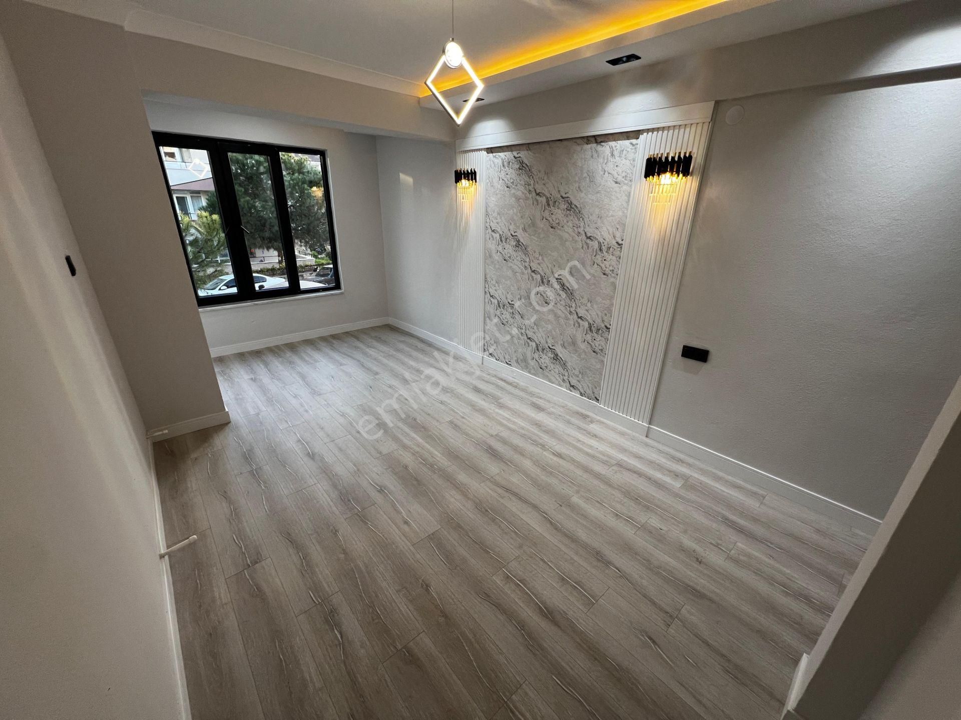 Yiğit'ten Altınkum'da Geniş Cam Balkon Ve Full Yapılı Lüks 2+1 - Görsel 18