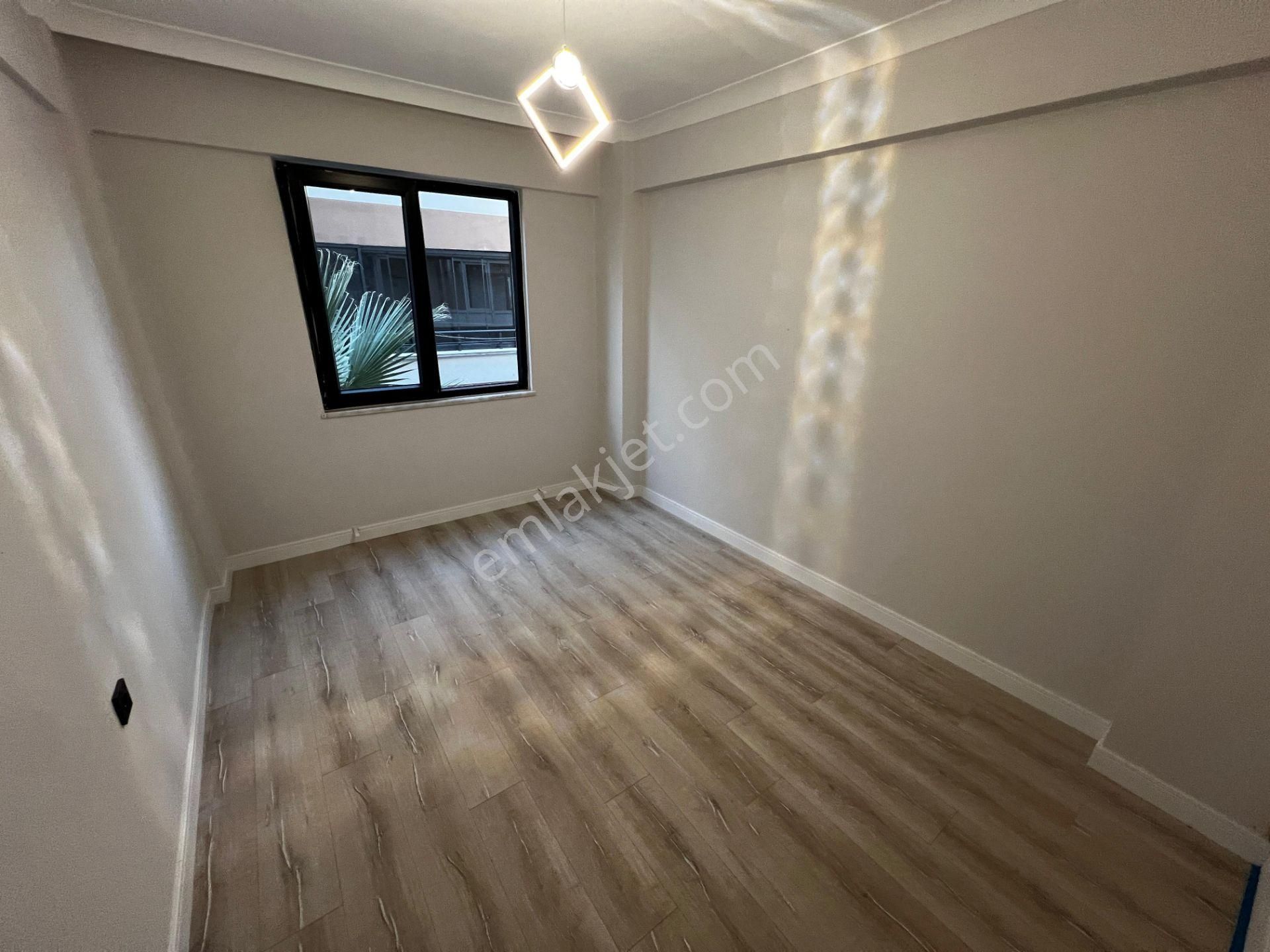 Yiğit'ten Altınkum'da Geniş Cam Balkon Ve Full Yapılı Lüks 2+1 - Görsel 24